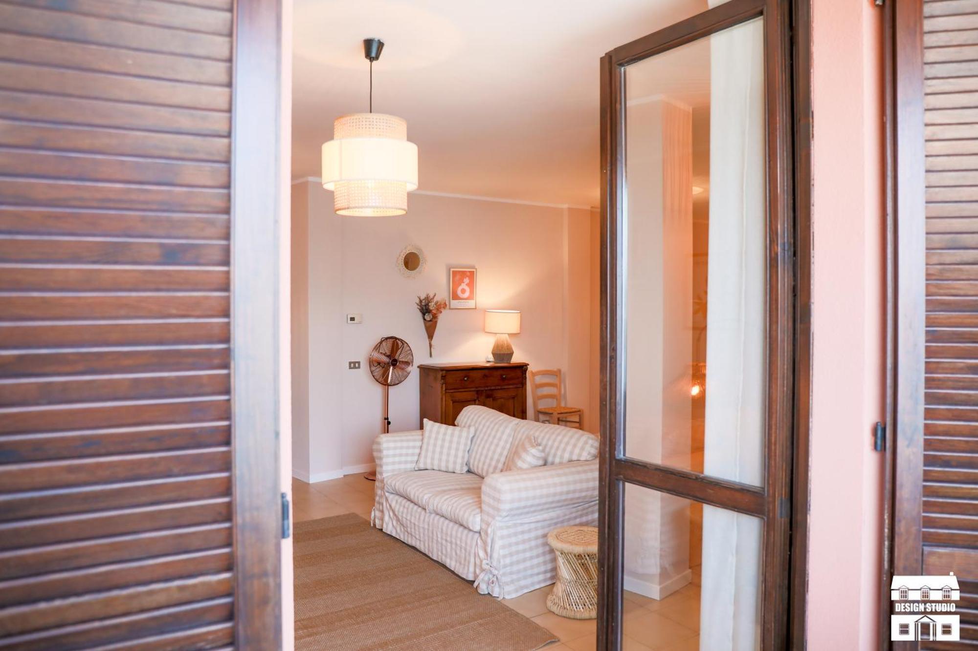 Panoramic By Design Apartment *