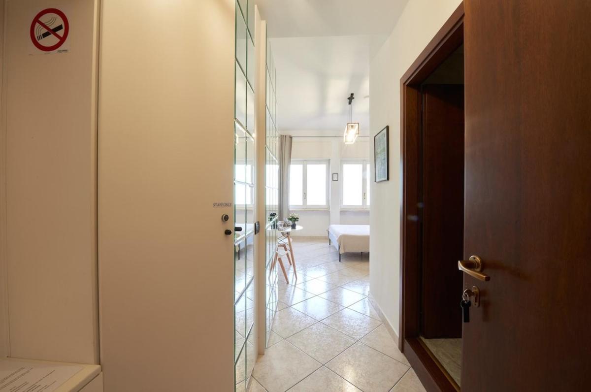Stella On Apartment Onno