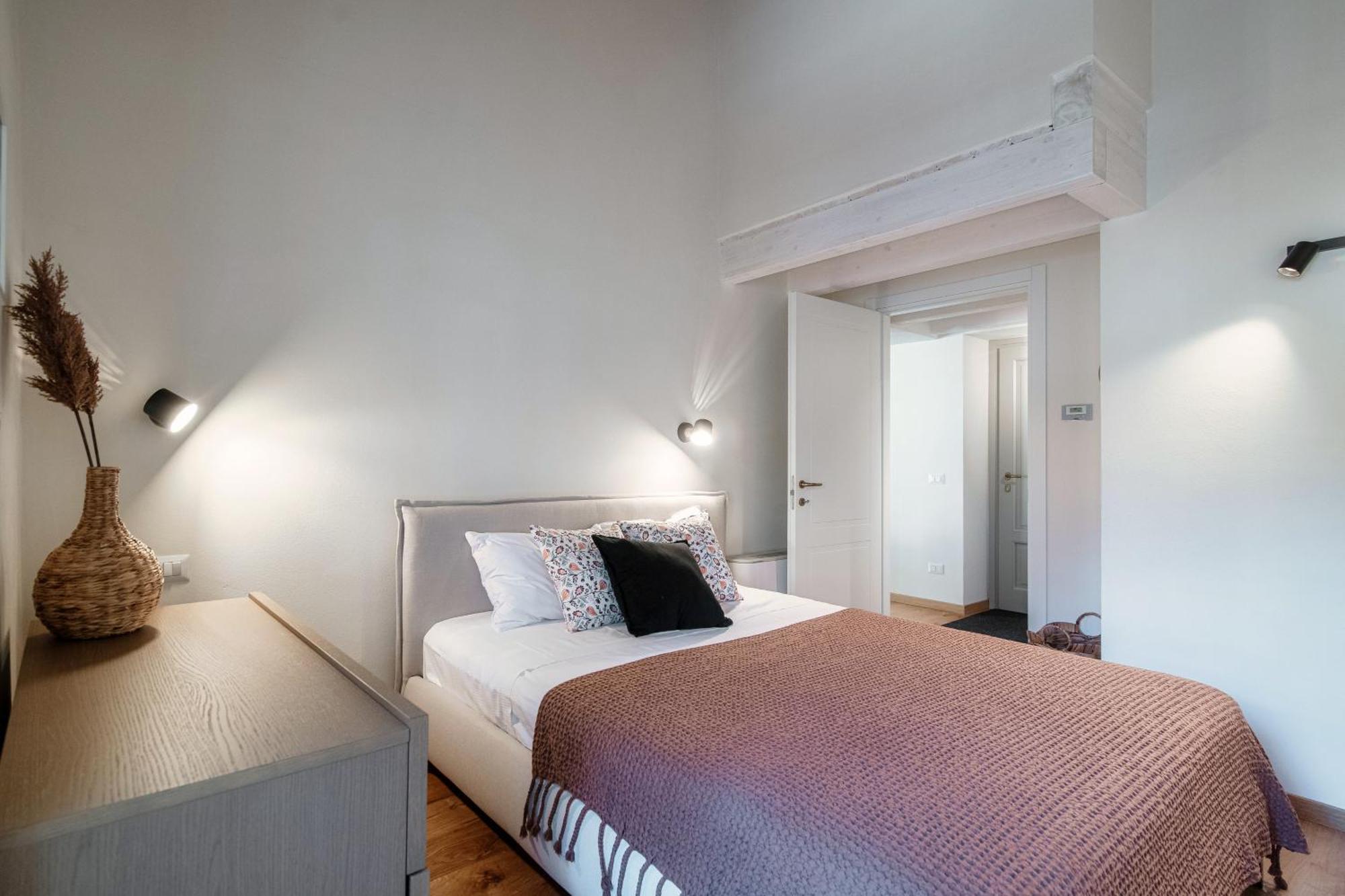 The Castle - By Myhomeincomo Apartment Menaggio