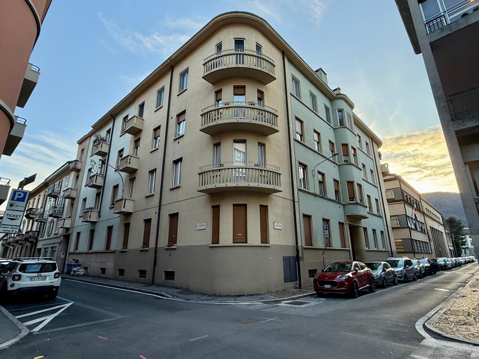 Apartment Comoluxhouse- Intero *