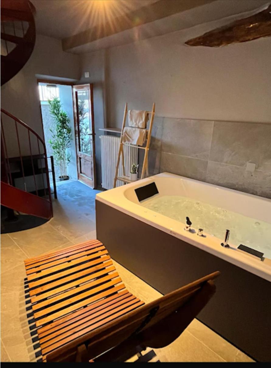 Ferienhaus Como, Jacuzzi And Private Pool Blevio