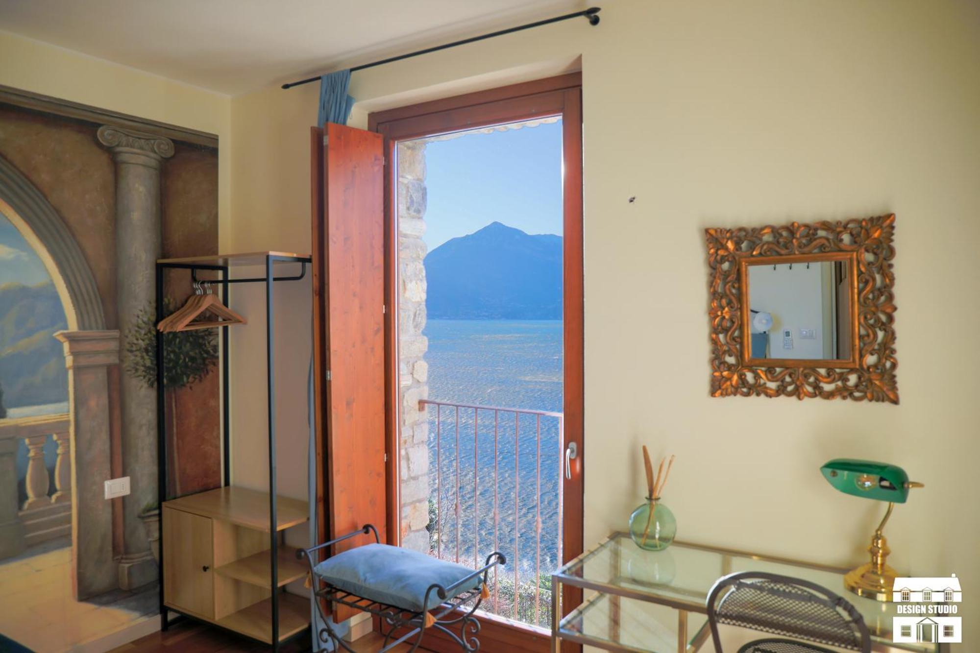 Grabbia 6 By Design