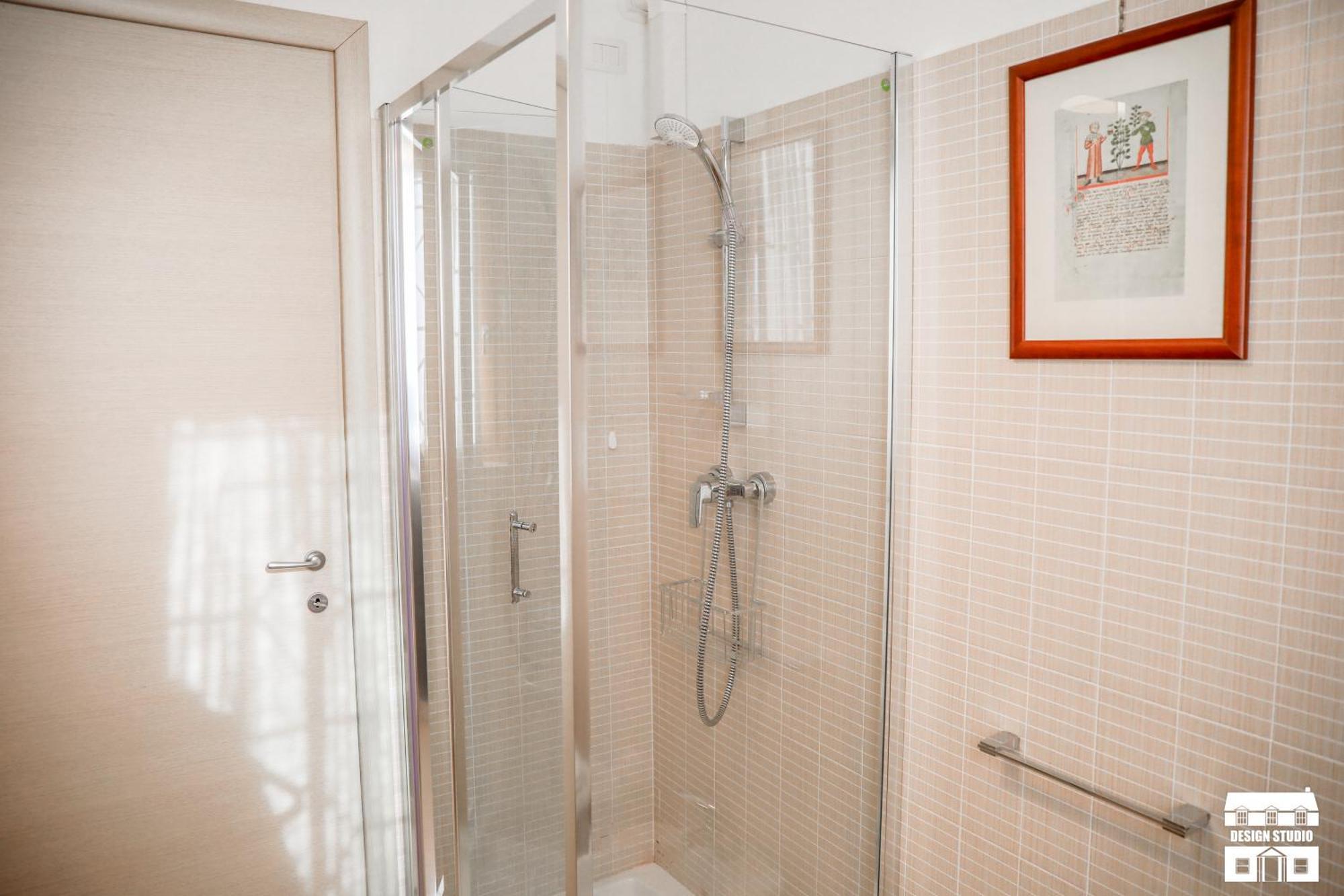 Grabbia 6 By Design