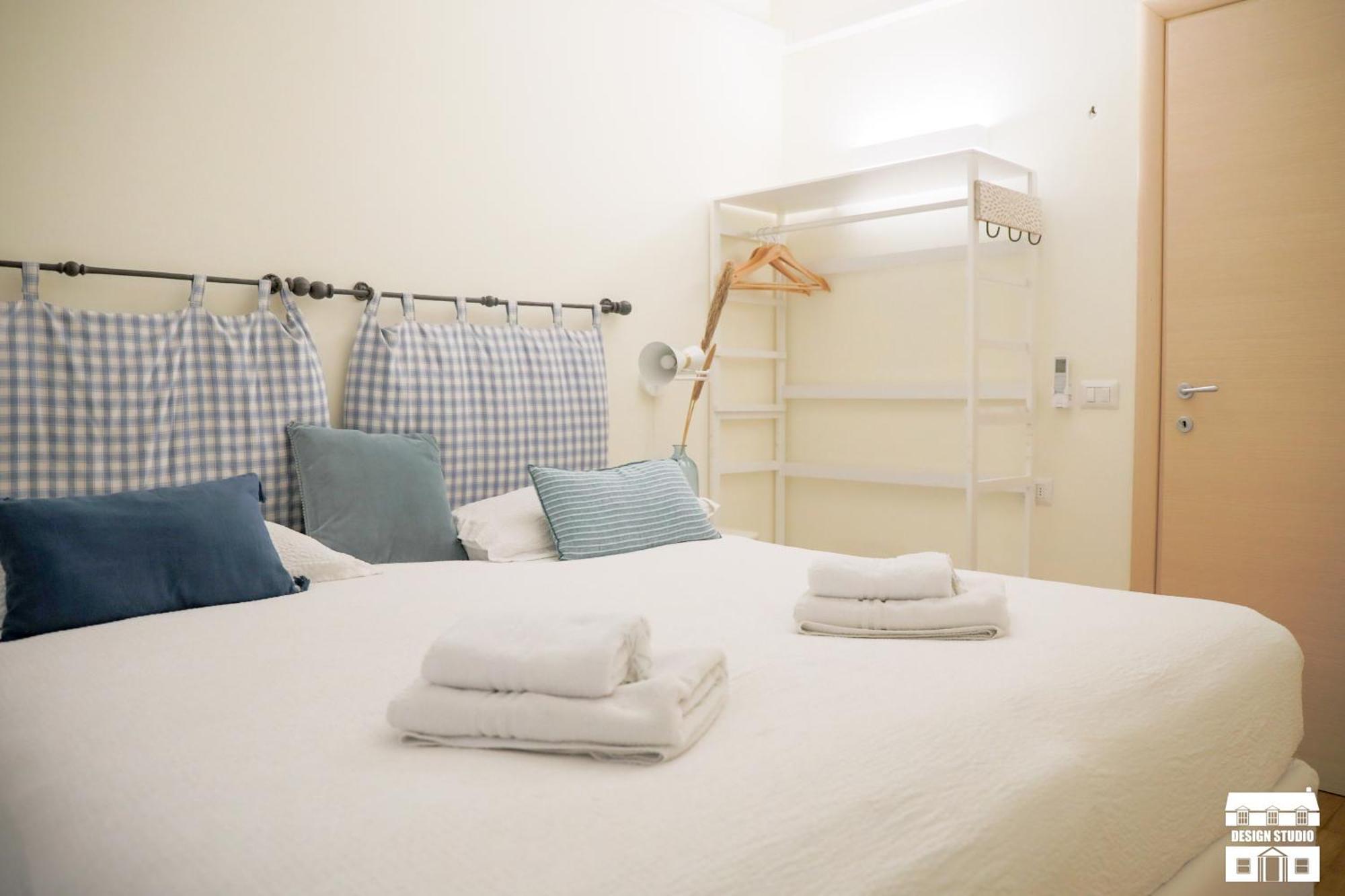Grabbia 6 By Design Apartment *