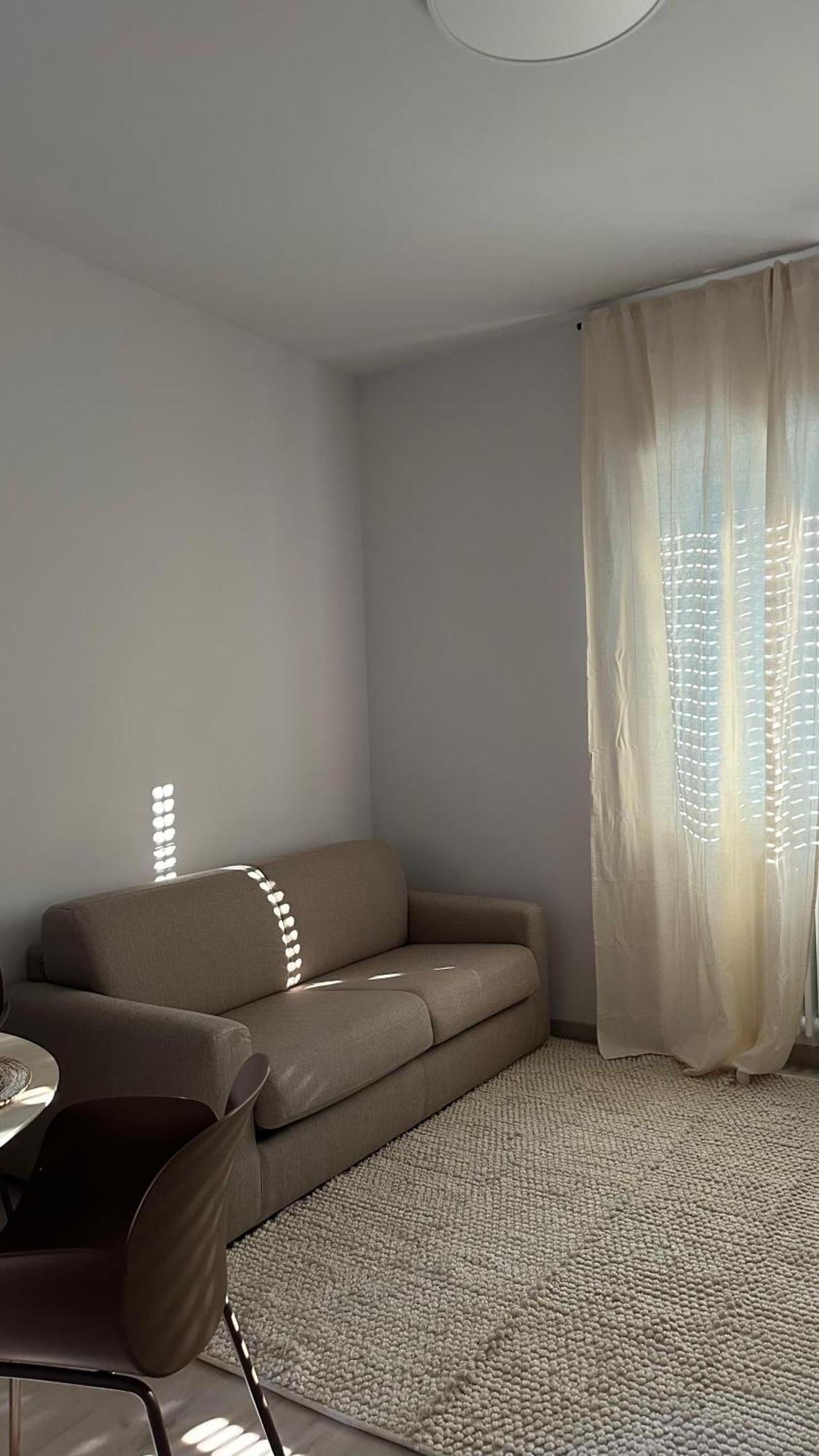House Apartment *