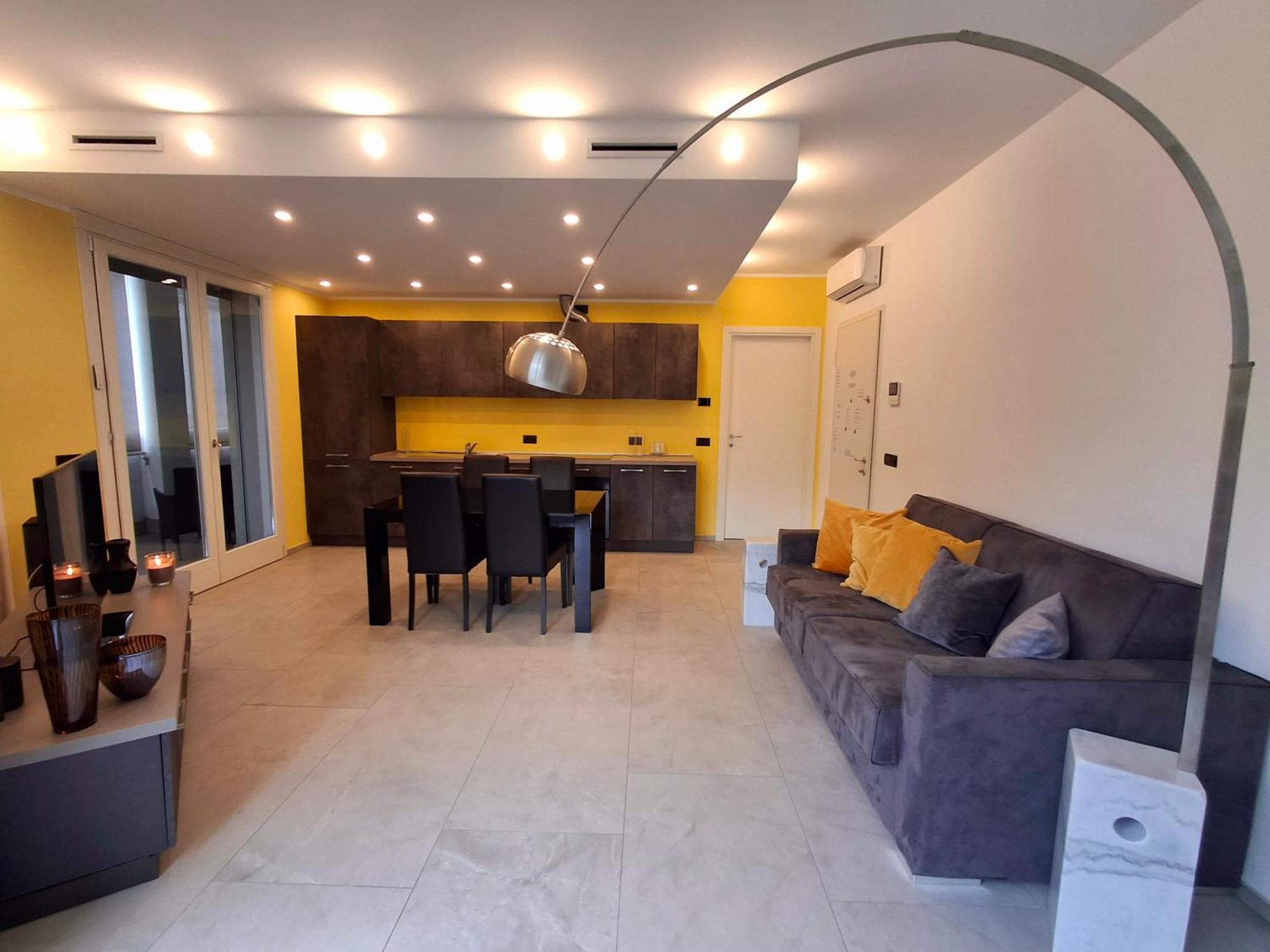Casa Di Como. Apartment Como