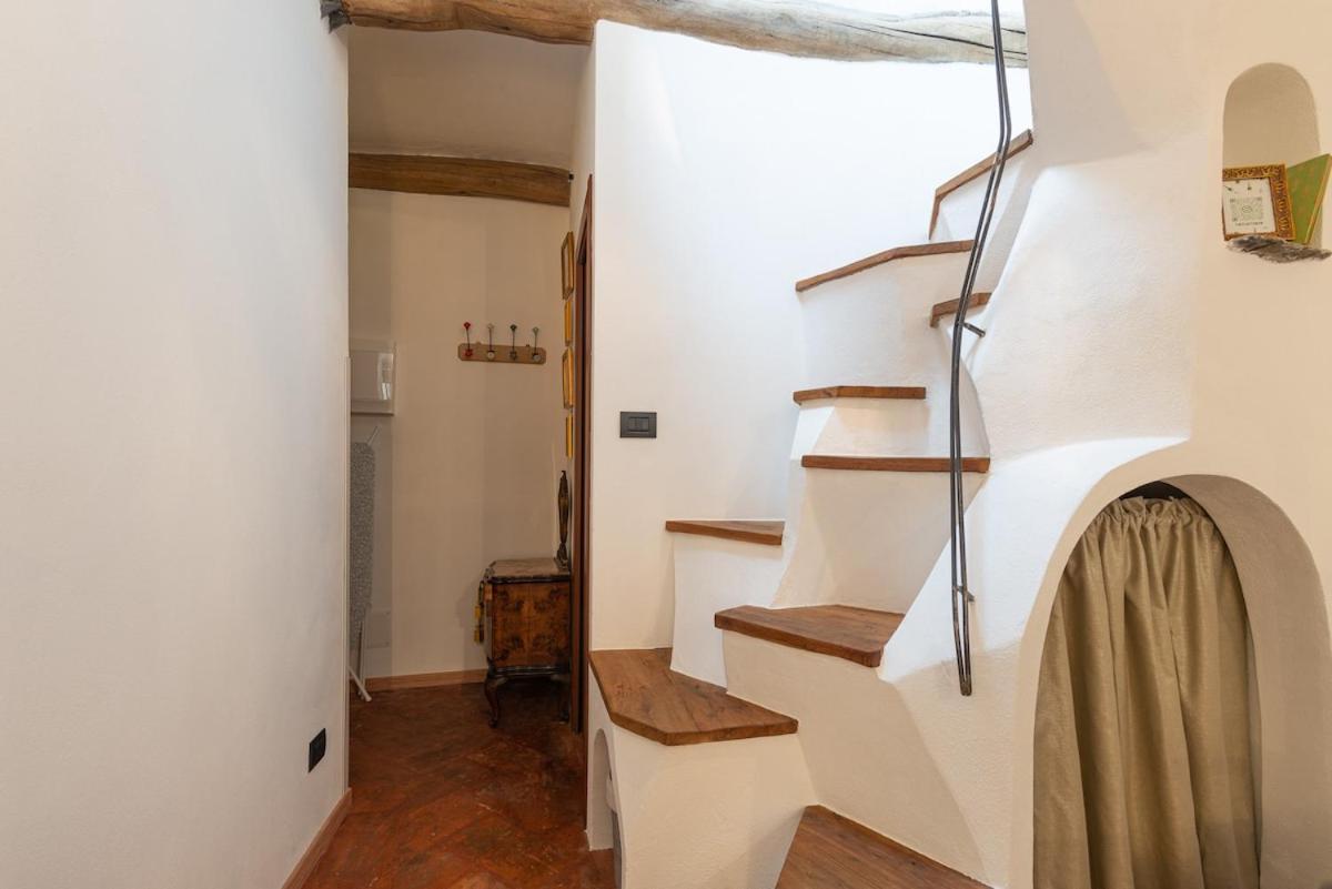 Tiny Loft With Jacuzzi * Bellano