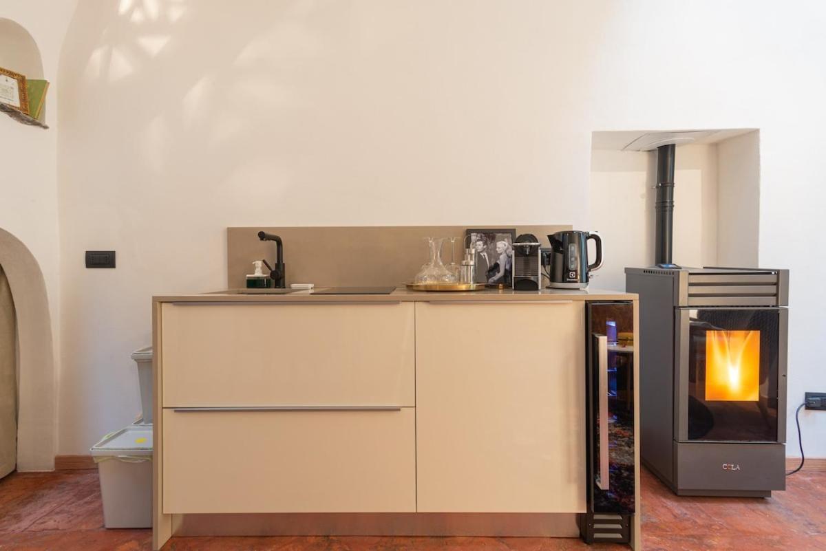 Apartment Tiny Loft With Jacuzzi Bellano