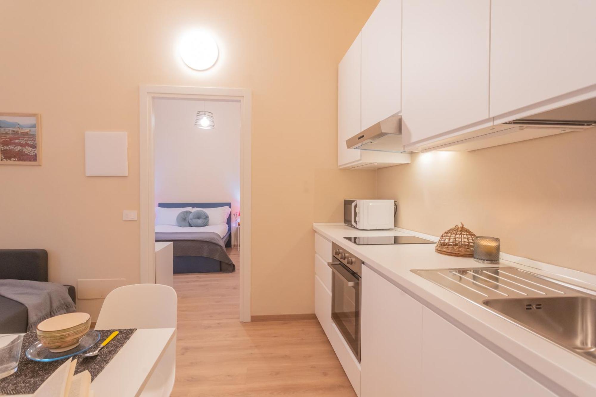 Apartment Simar Nearby S G Train Station By Rent Como