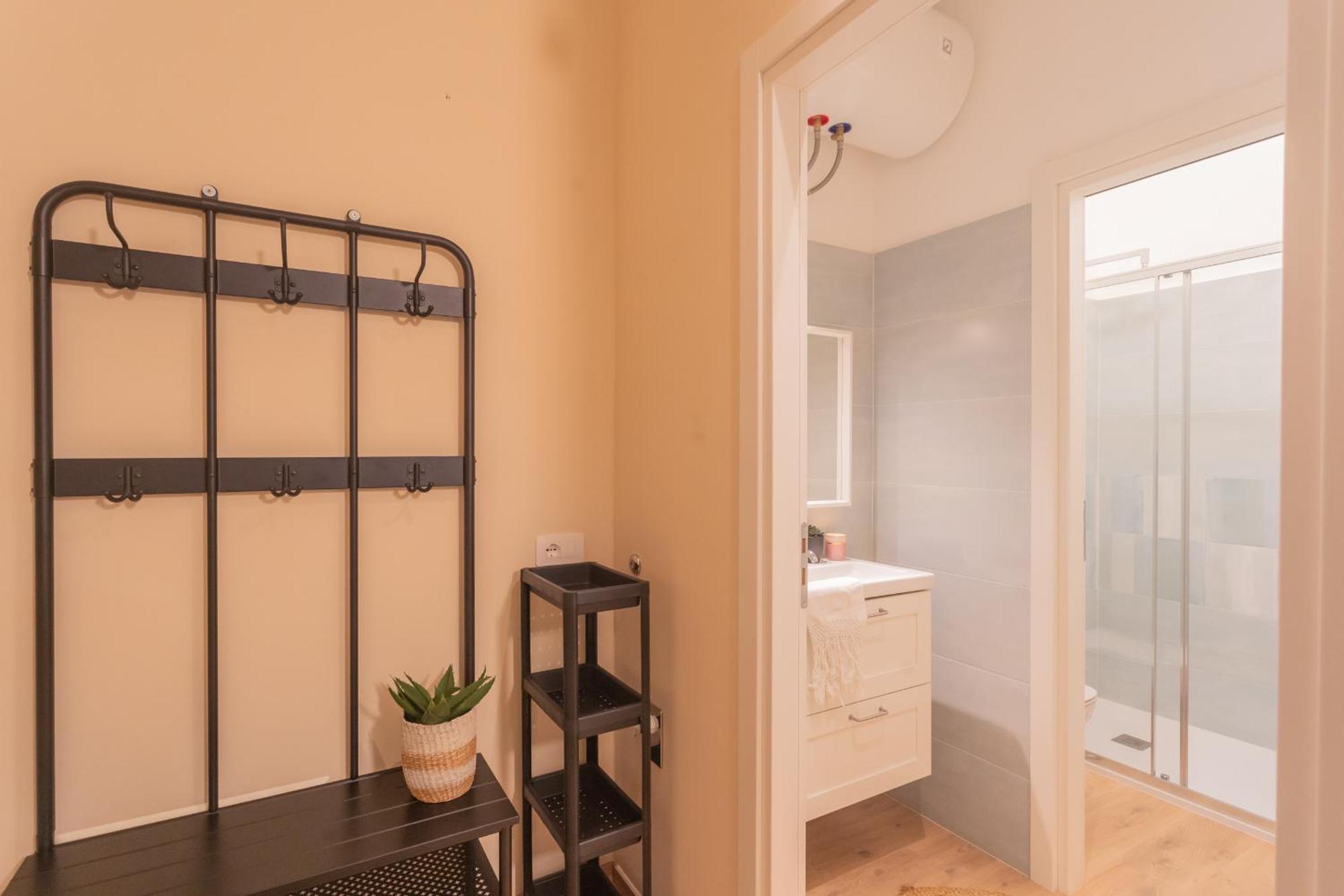 Apartment Simar Nearby S G Train Station By Rent *