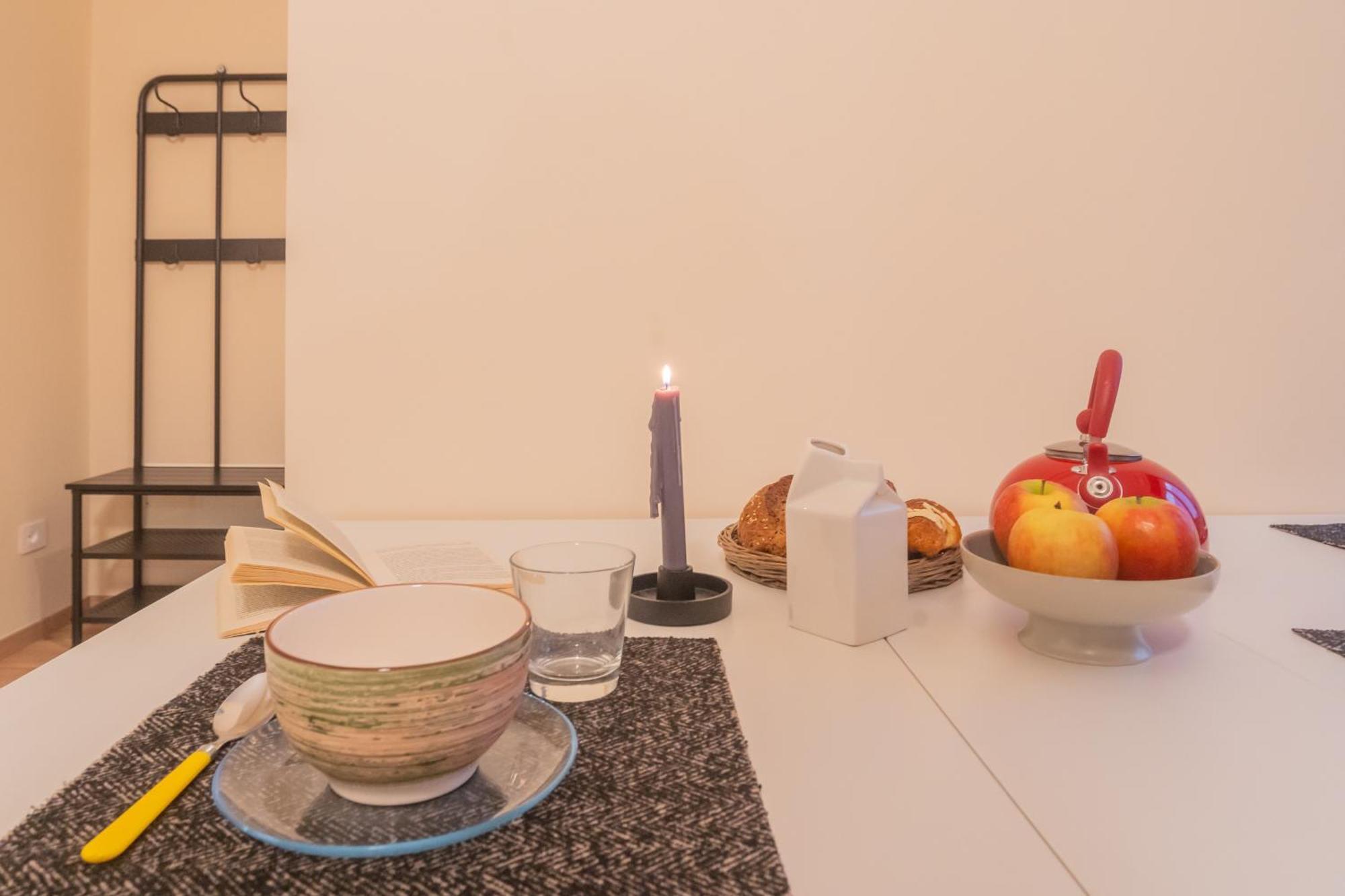 Simar Nearby S G Train Station By Rent Apartment