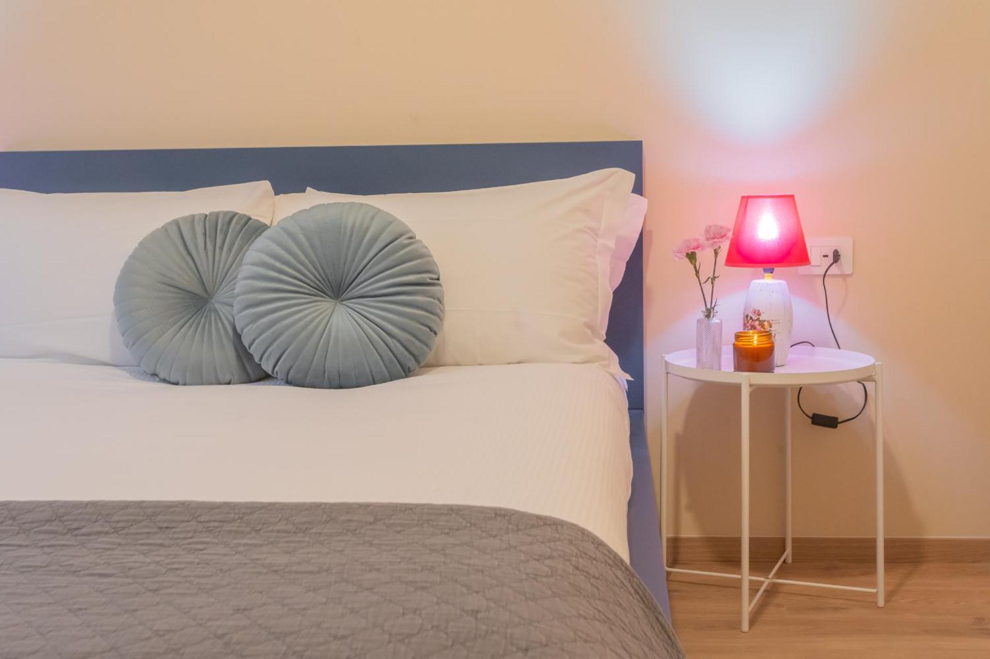 Simar Nearby S G Train Station By Rent * Como
