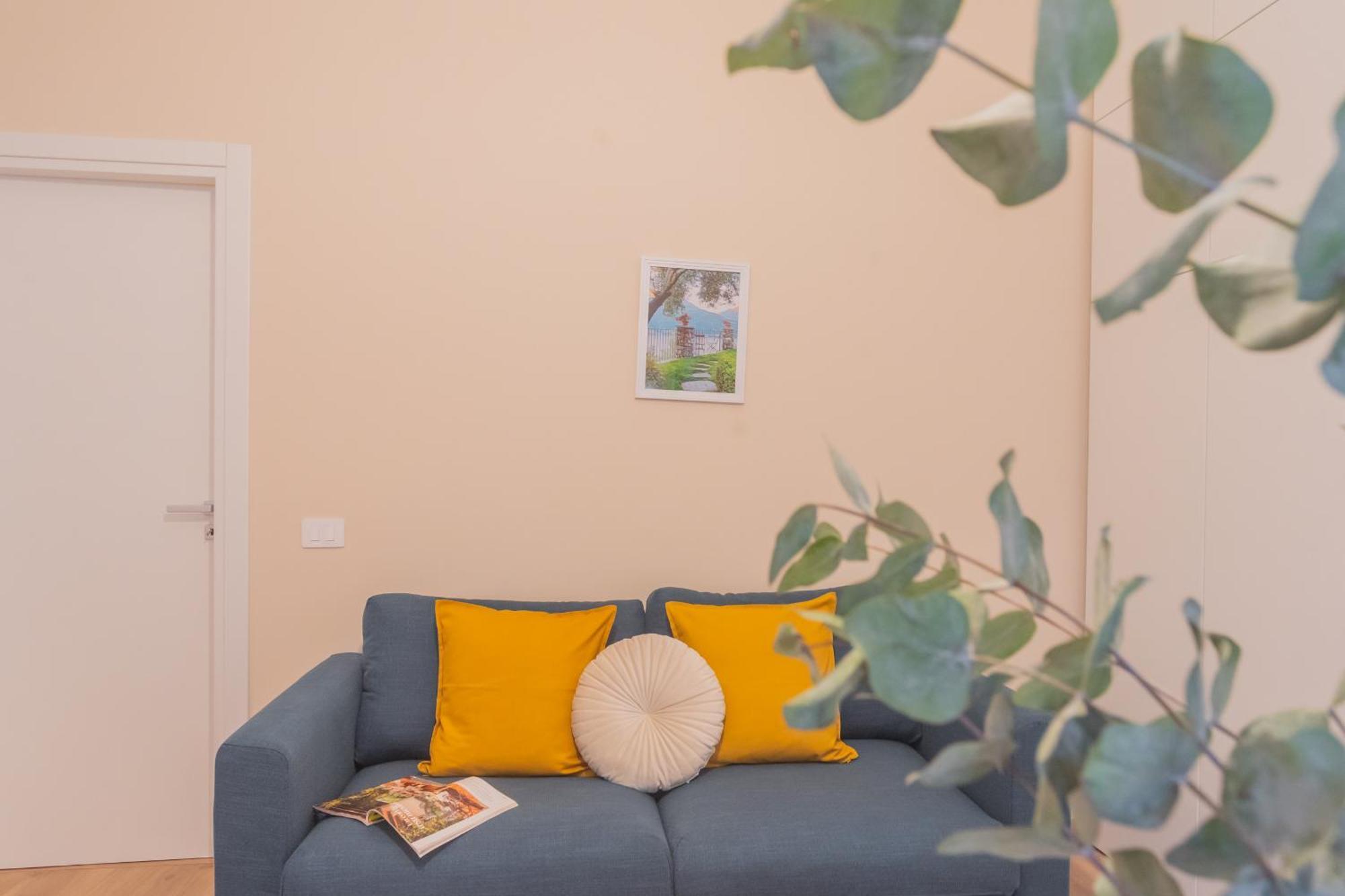 Simar Nearby S G Train Station By Rent Apartment *