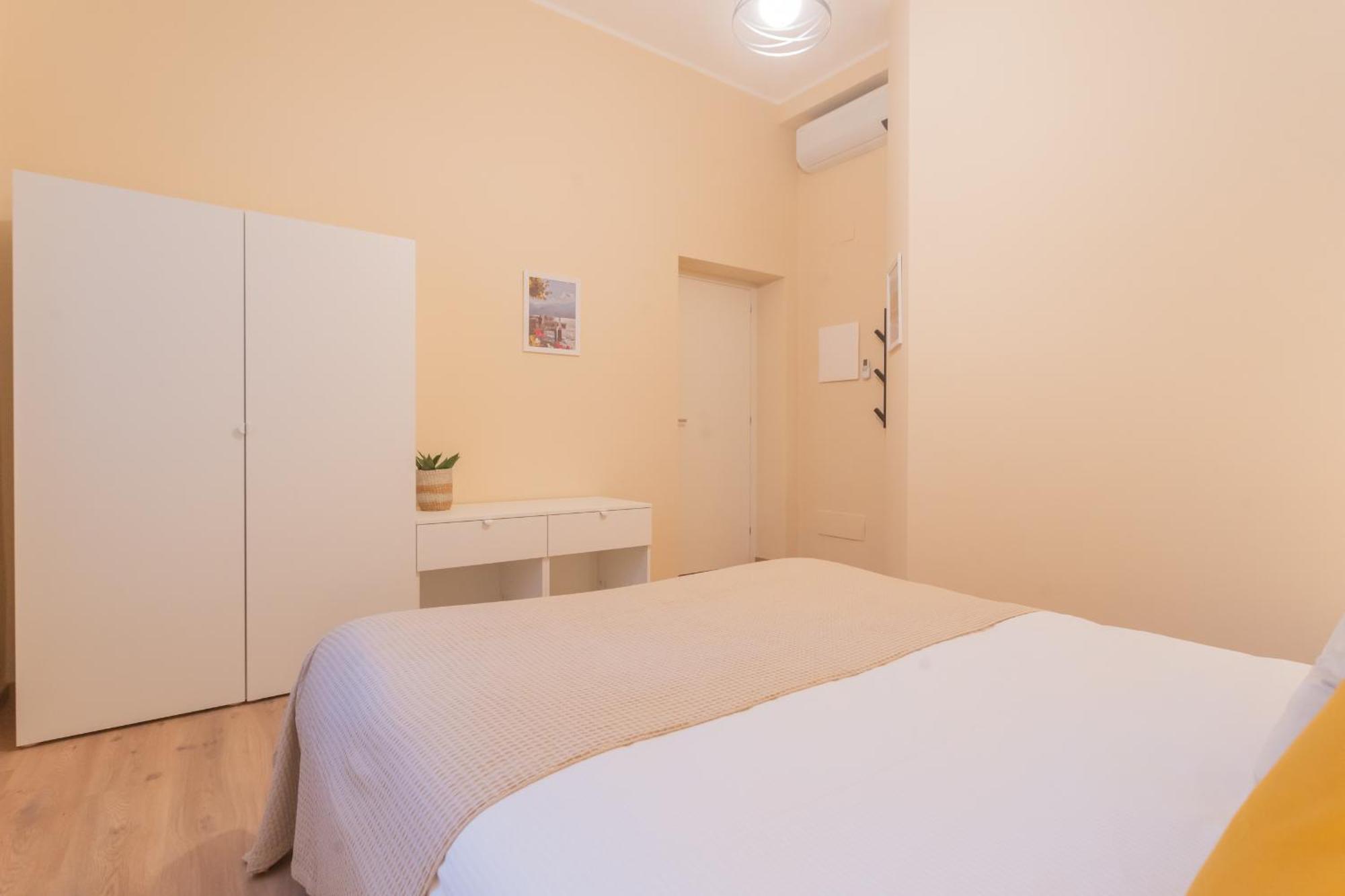 Apartment Simar Nearby S G Train Station By Rent Como