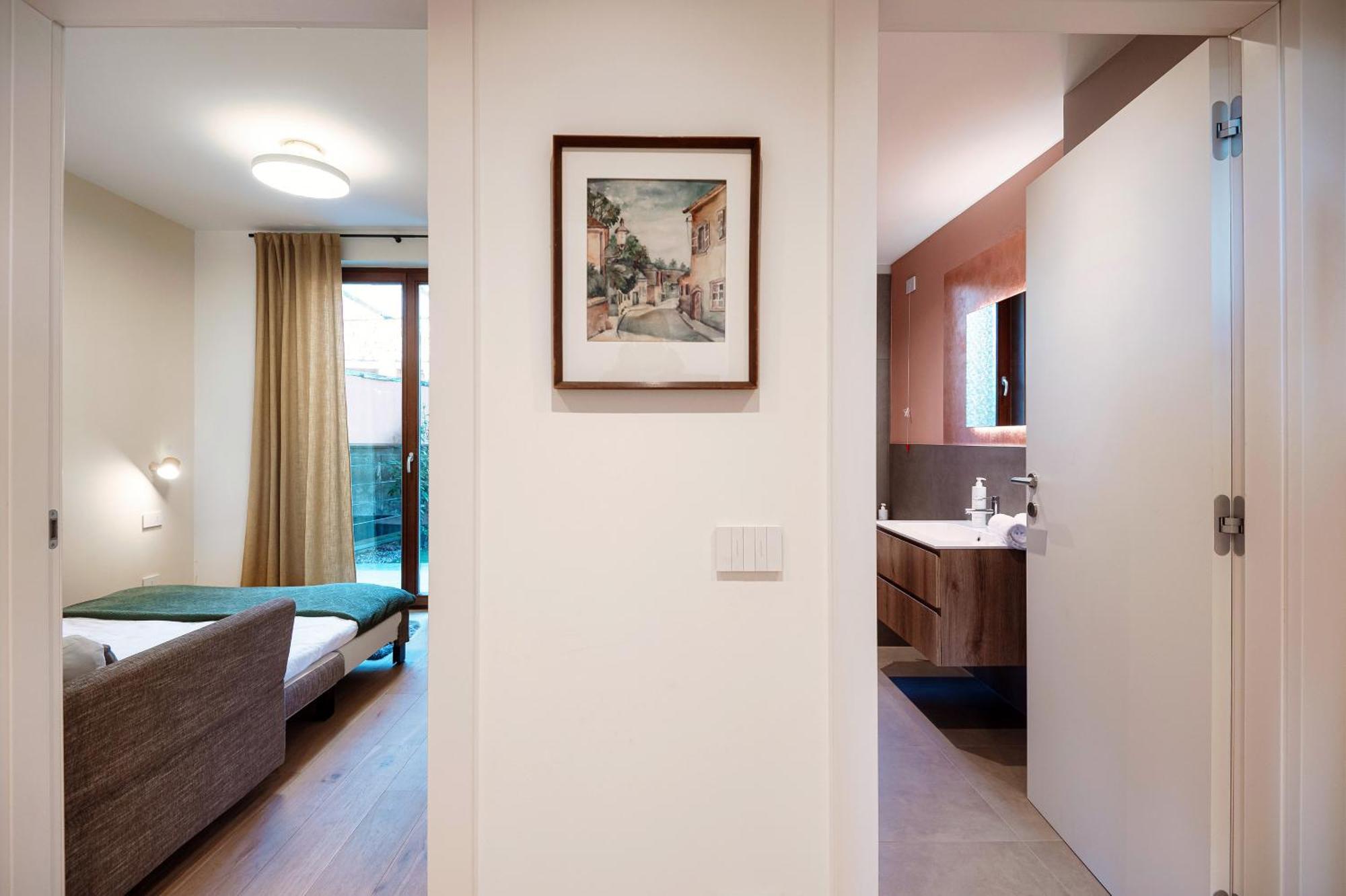 Apartment Belsit - By Myhomeincomo