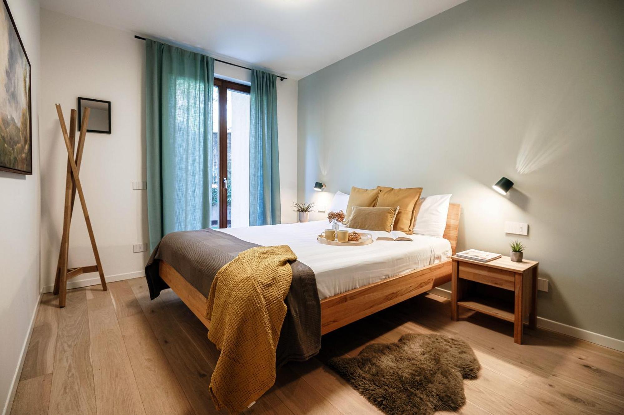 Apartment Belsit - By Myhomeincomo *