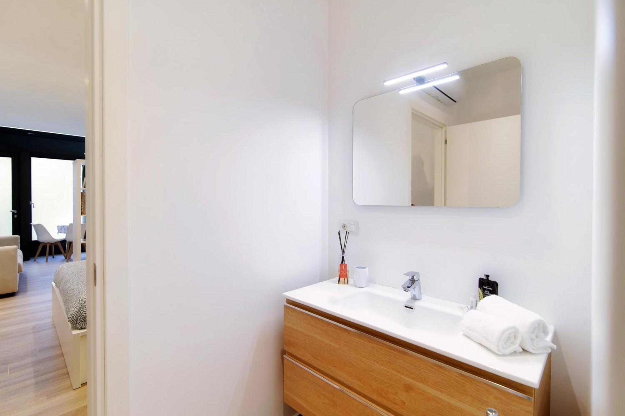 Apartment Hostini 2 - Downtown