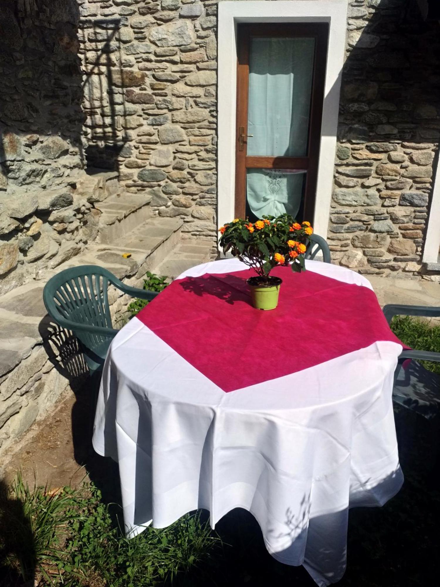La Fonte Di Mariella Gravedona