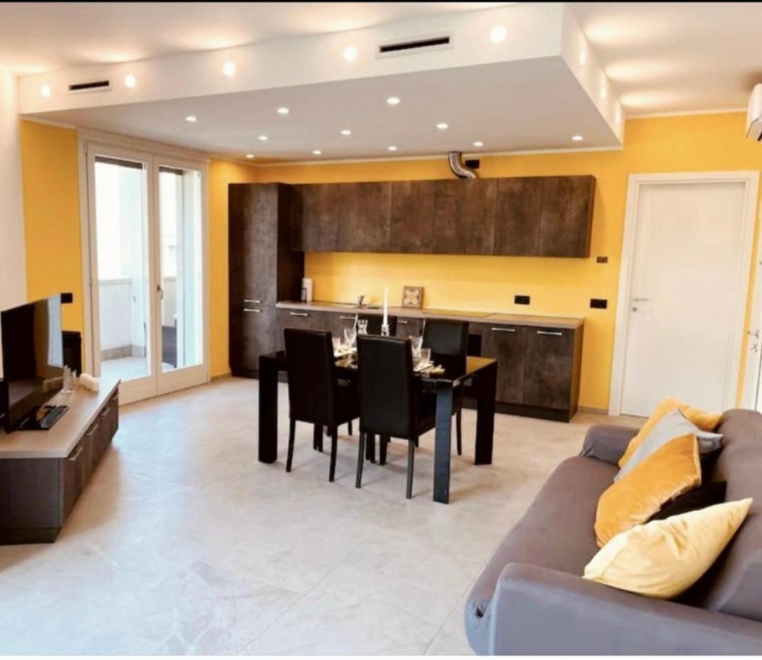 Casa Di Como. Apartment Como