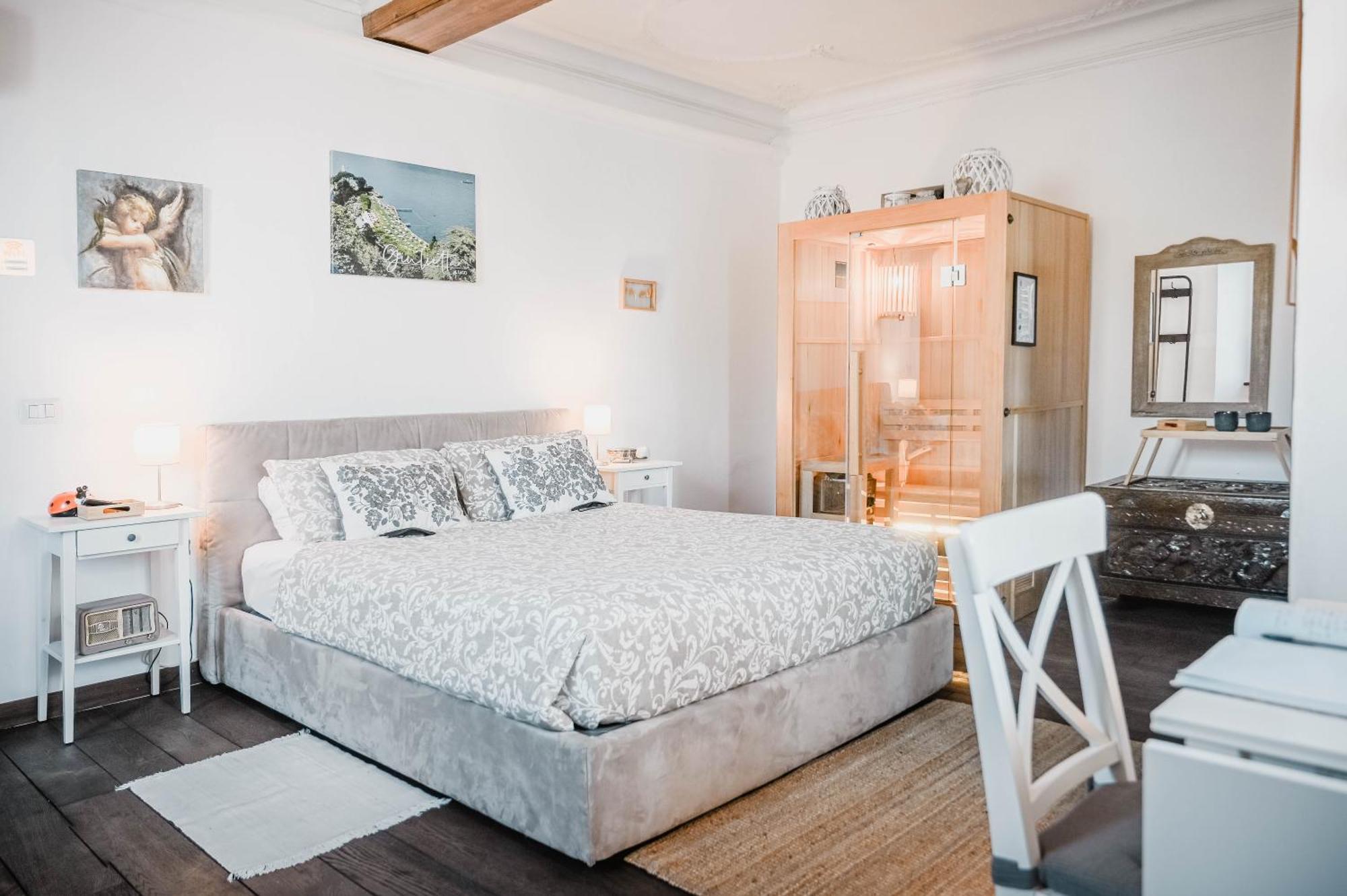 Casa Giulietta Caronti With View Of *