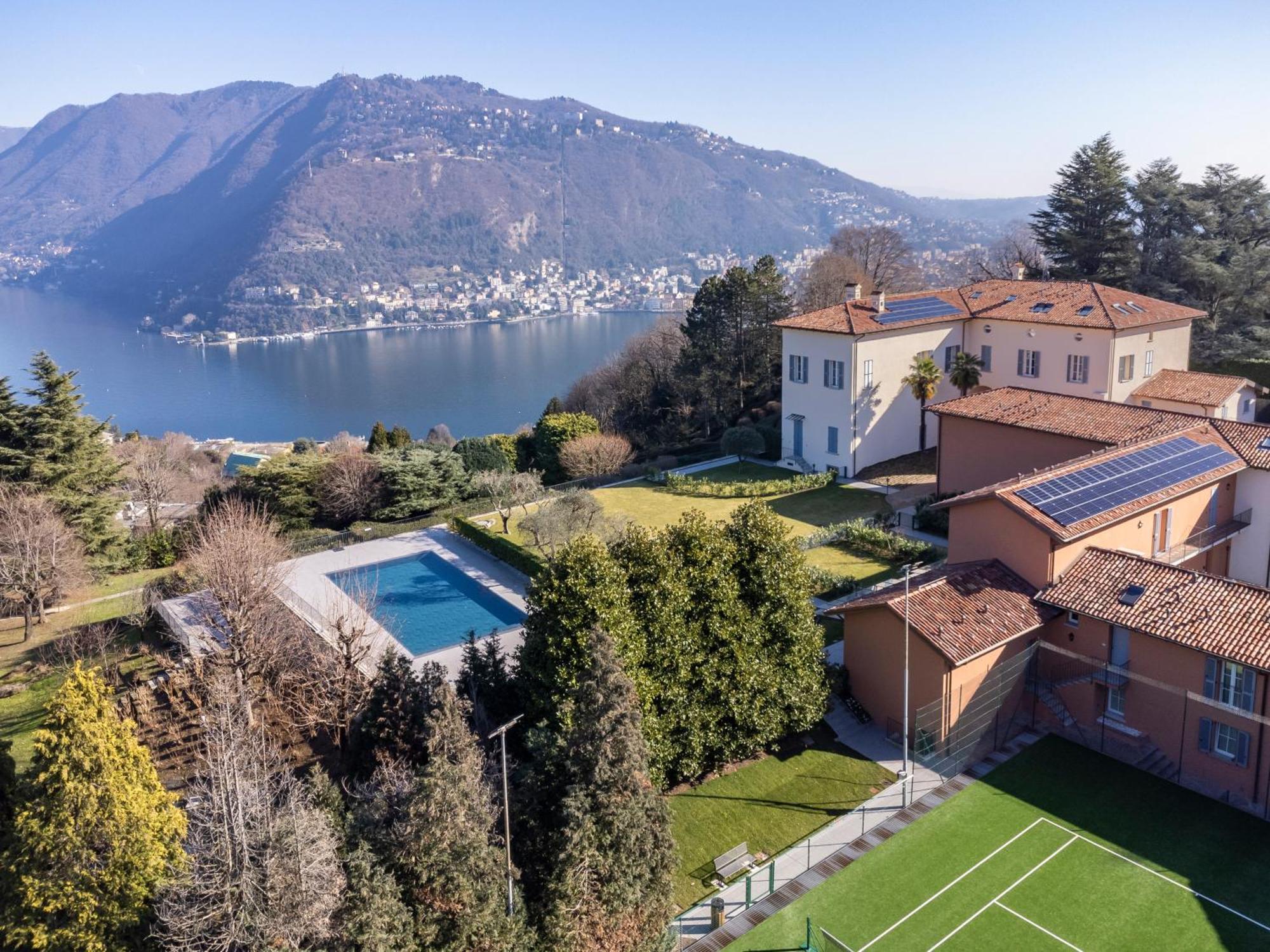 Alex's Luxury View Pool And Tennis *