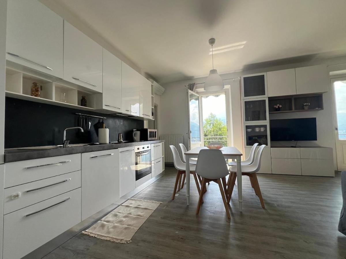 Apartment Sunset House Air Con Large Balcony, Unbeatable View And Peace *