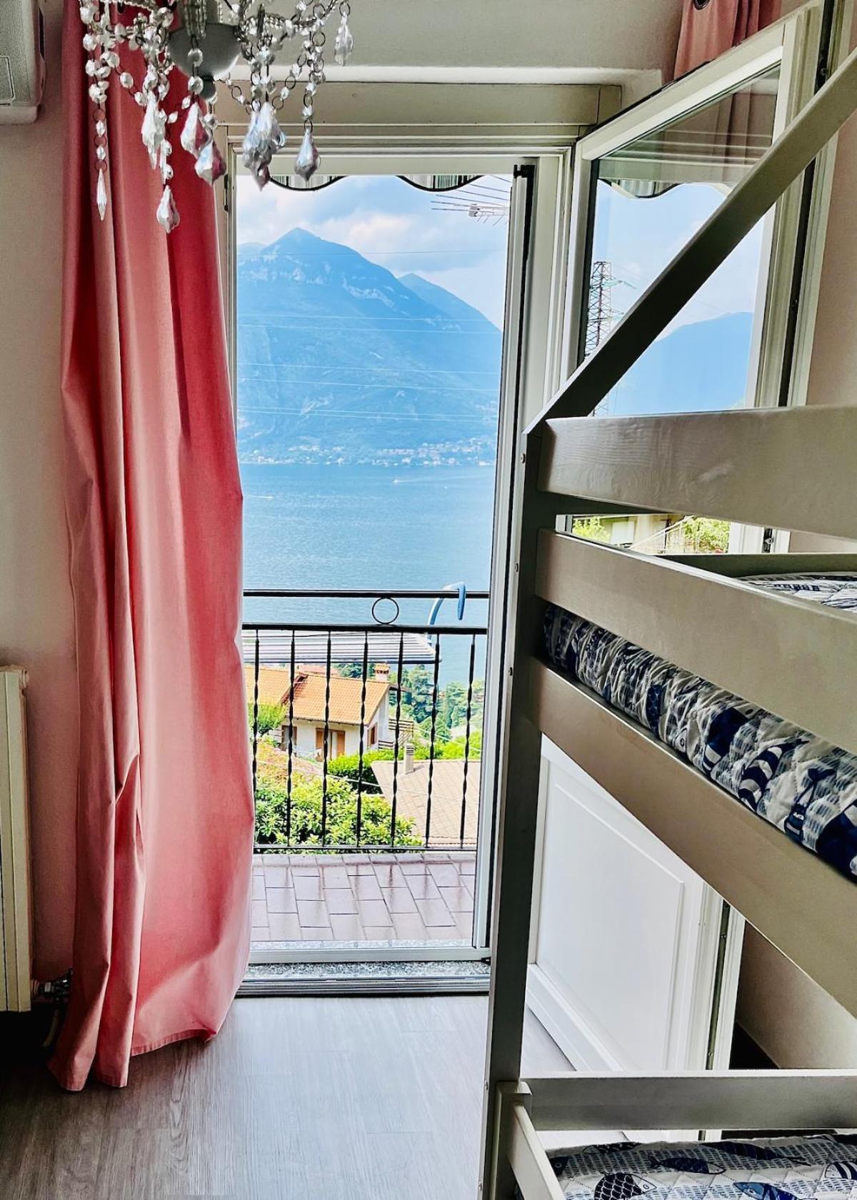 Apartment Sunset House Air Con Large Balcony, Unbeatable View And Peace *