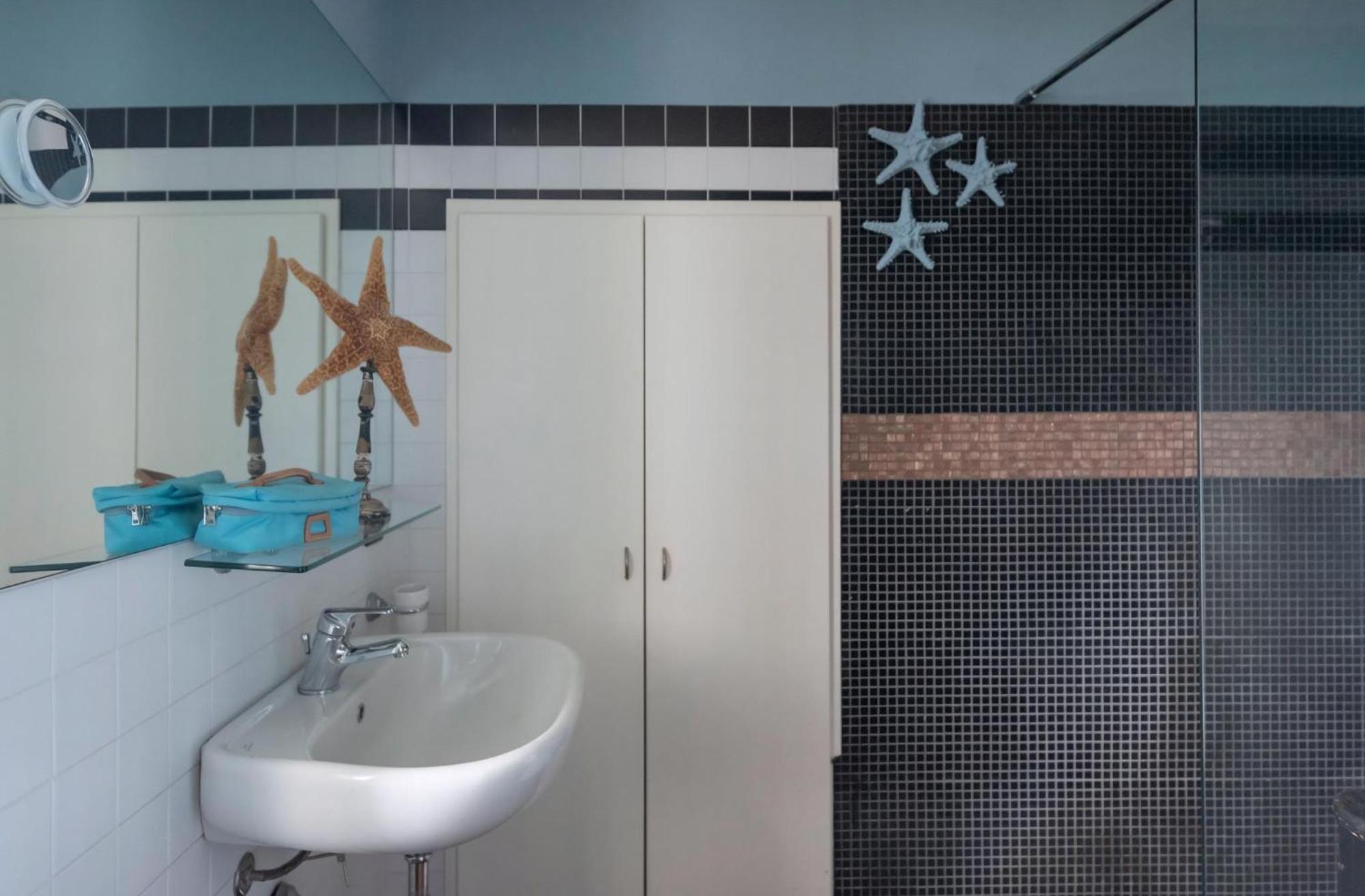 Casa Domenica In Ed Uniti