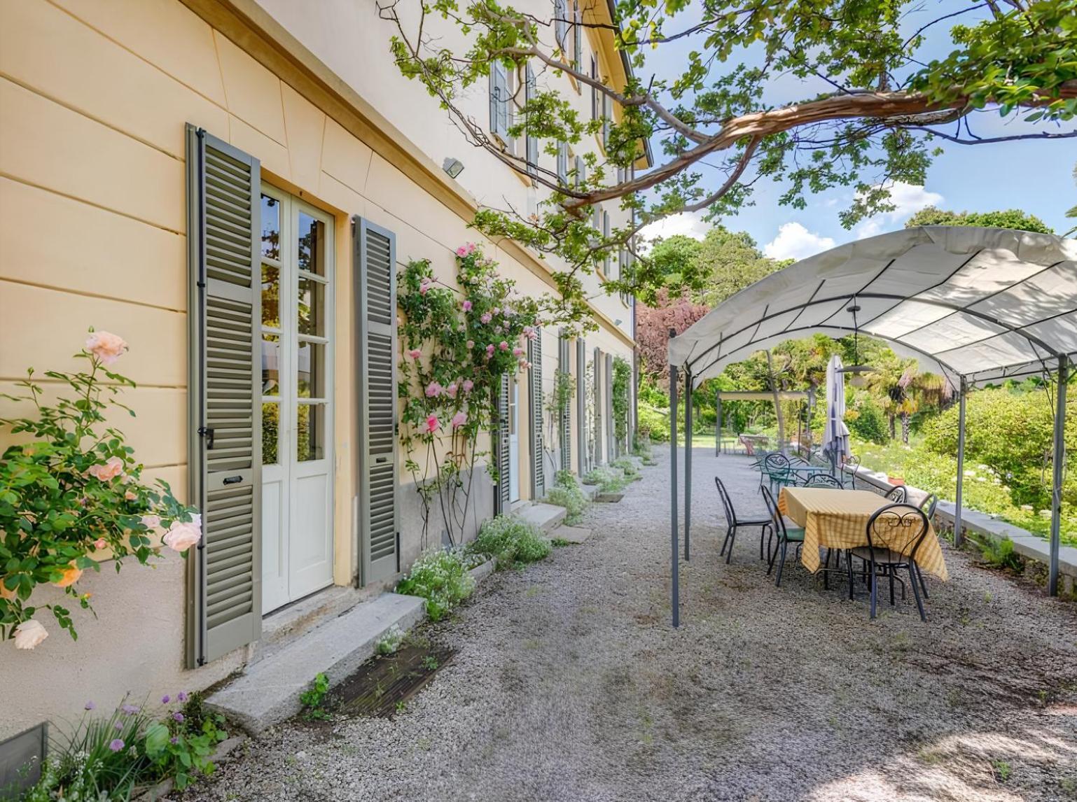 Corti Bed & Breakfast *