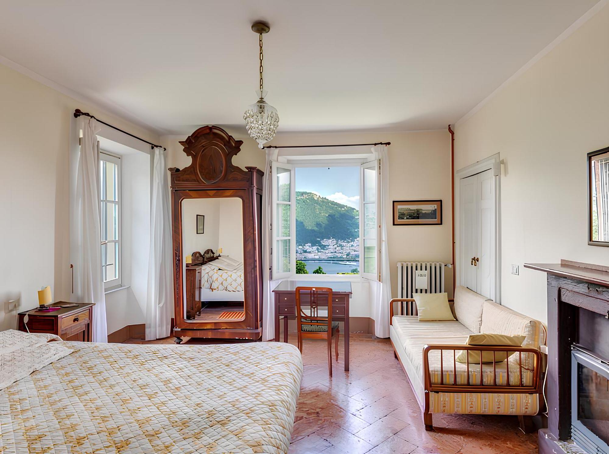 Corti Lakeview * Como