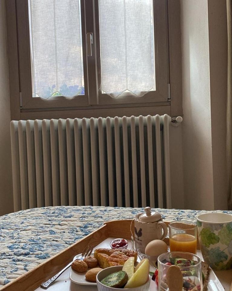 La Corte Del Segrino Frühstückspension