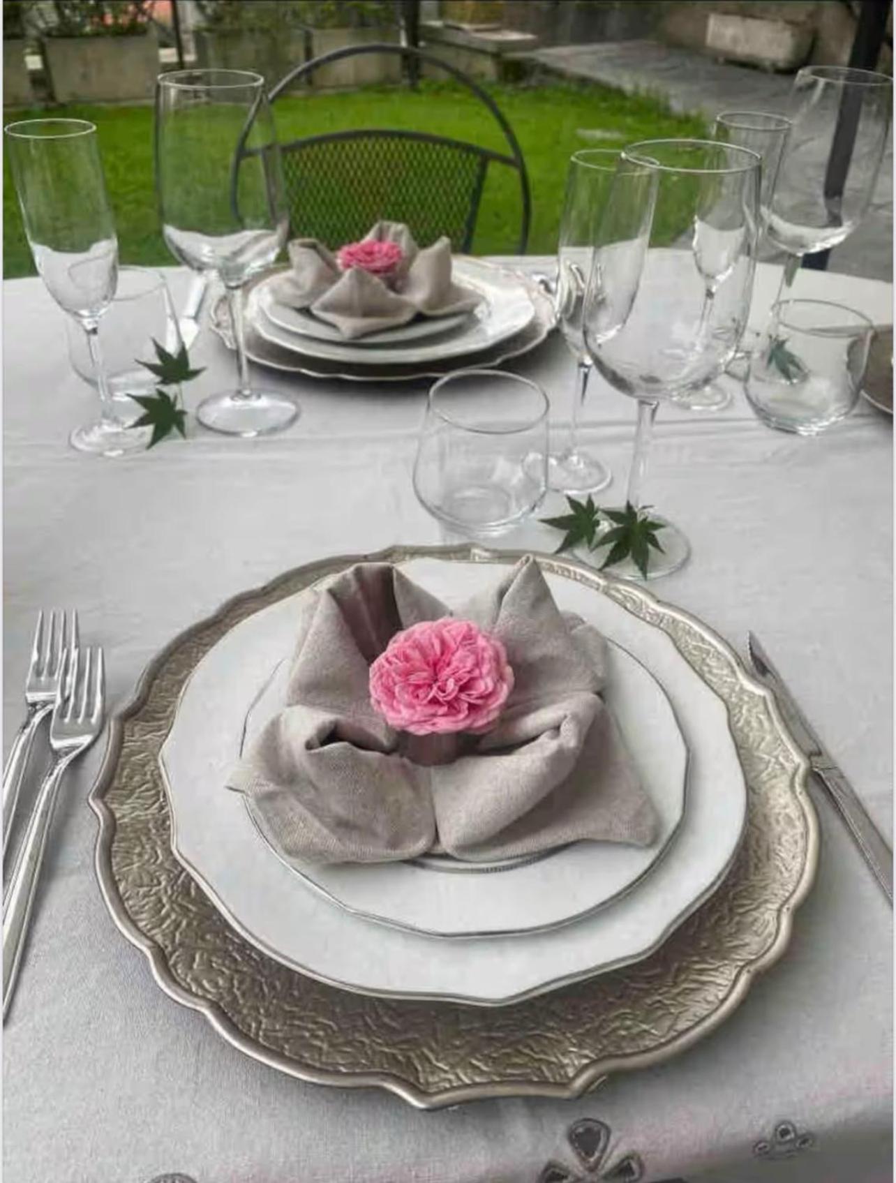 Charming & Luxury