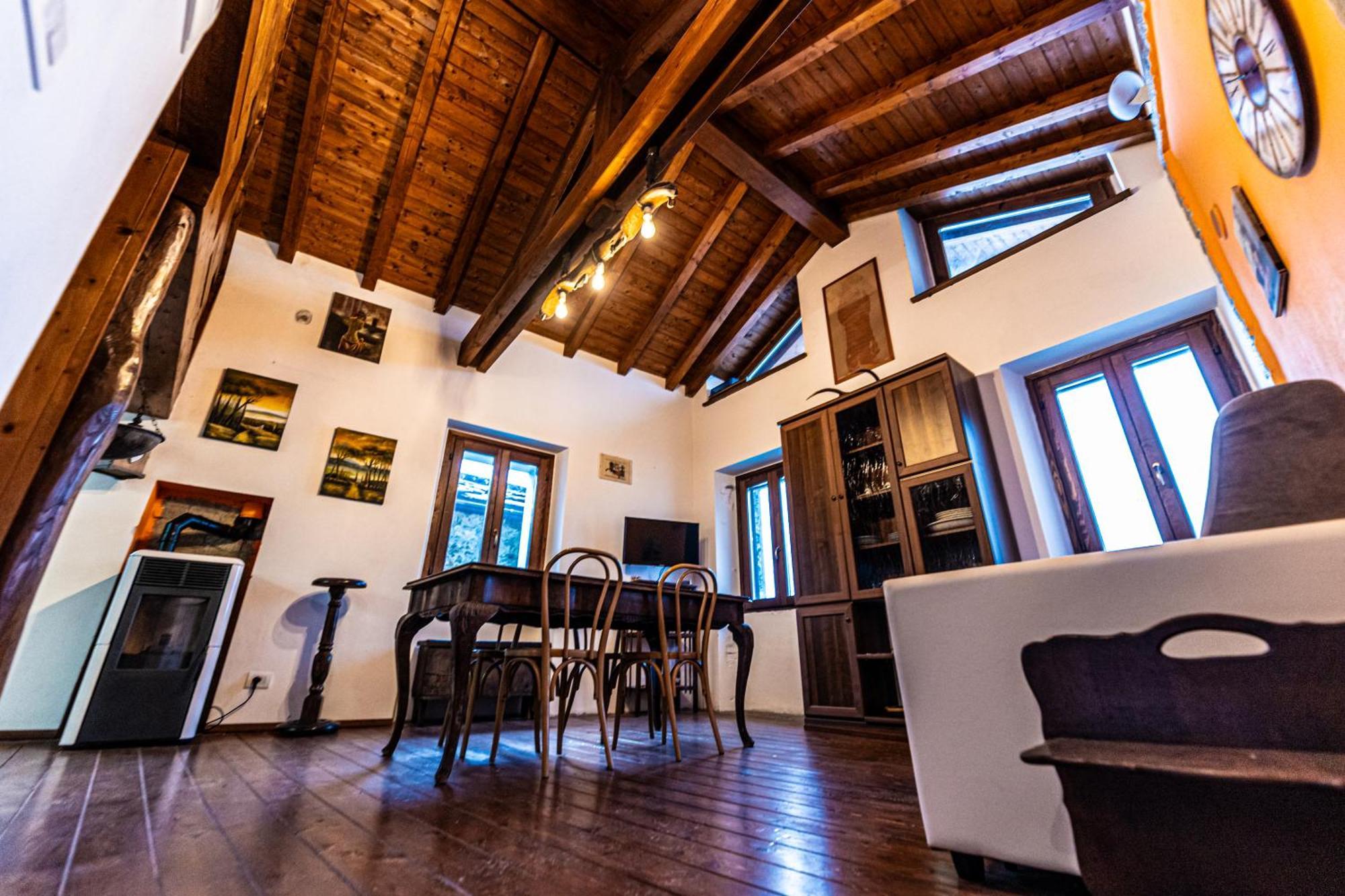 Rustico Verginate 3 Apartment Bellano