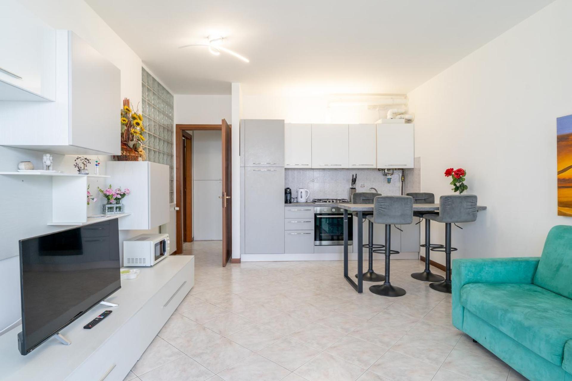The Terrace On The - Varenna Pino Apartment Fiumelatte