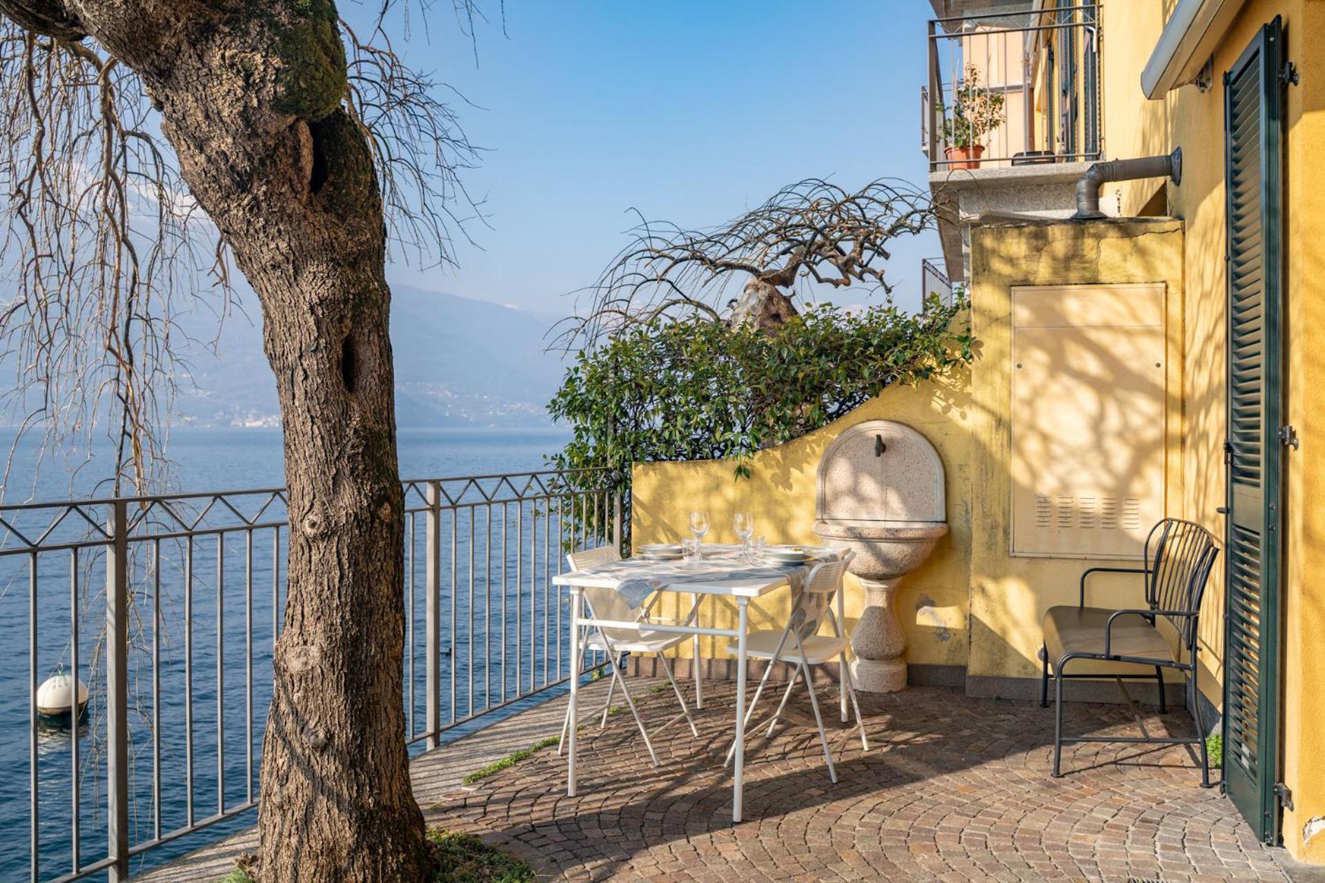 Il Glicine Sul - Wisteria On The Appartamento Bellano