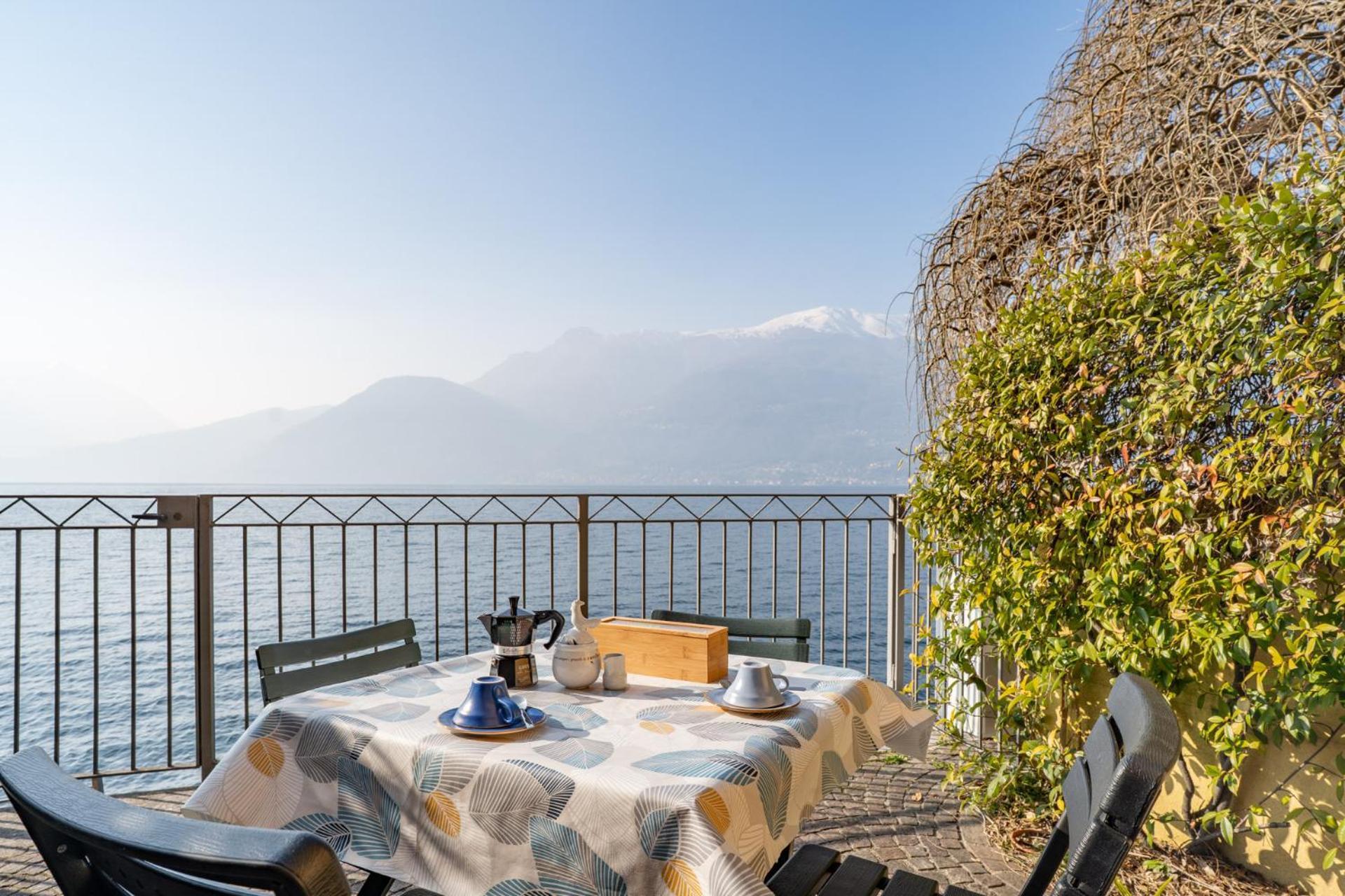 Apartment Il Glicine Sul - Wisteria On The *