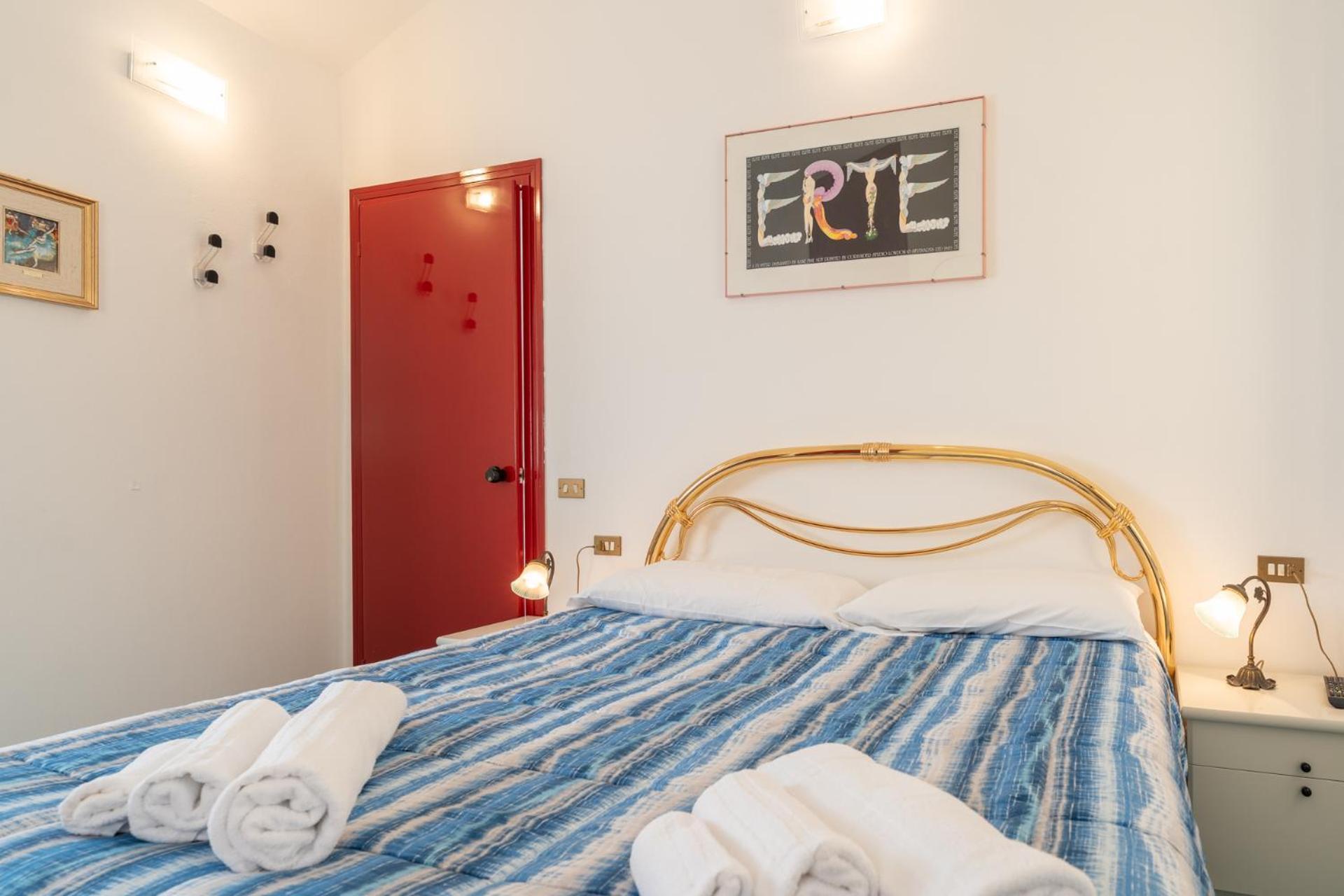 Casa Rossella - Charming Retreat In Rancio Apartment