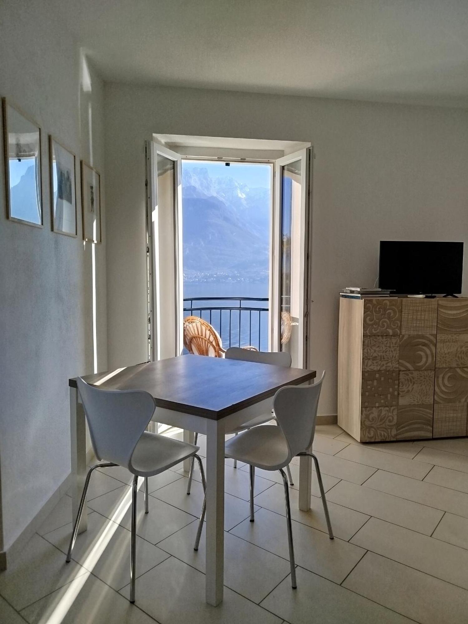 Domus Graziana - Front Apartment