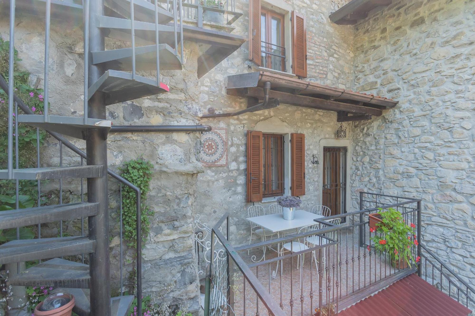 Holiday home Jacuzzi Vista - Bellosguardo
