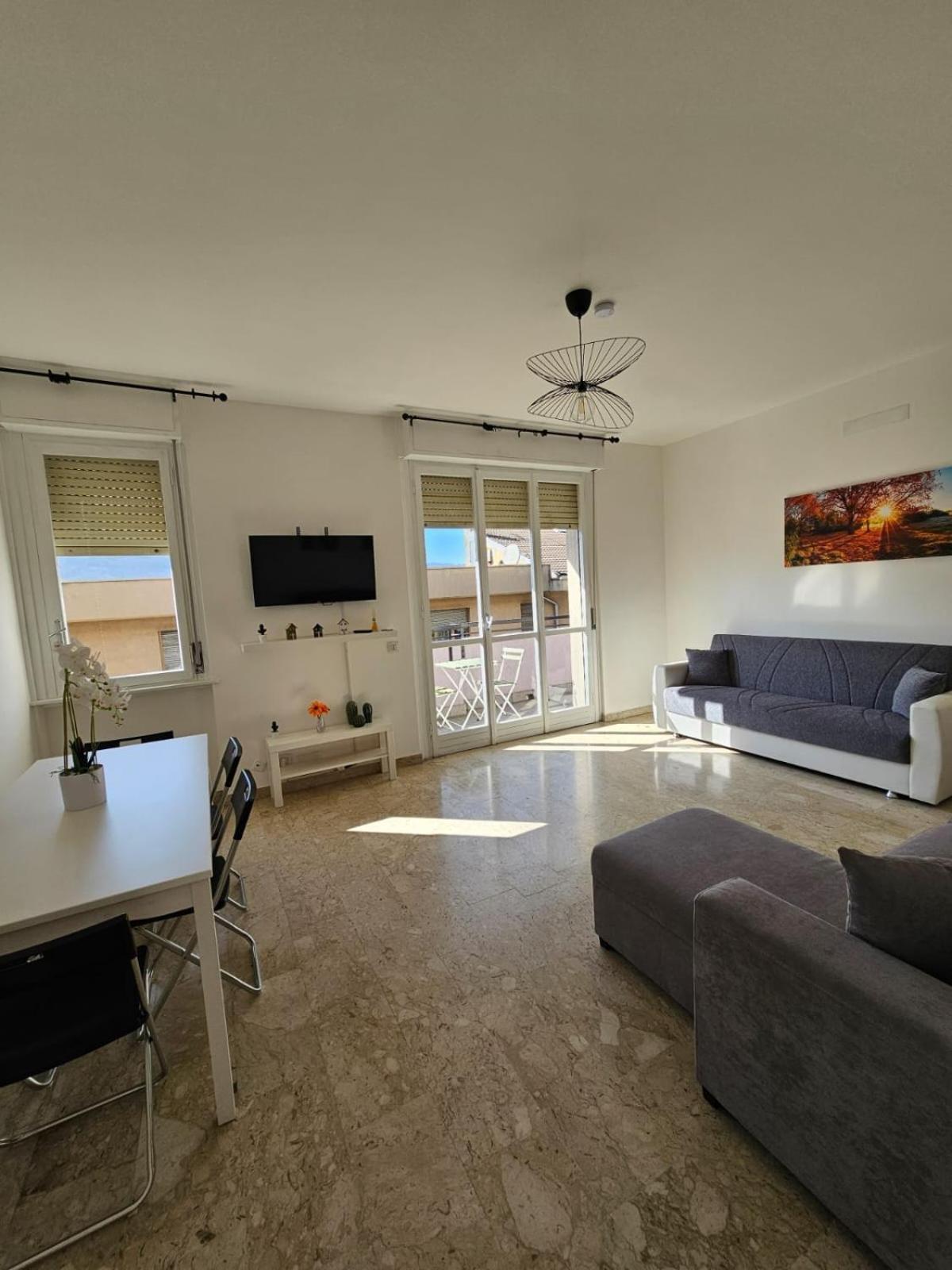 In Como, Switzerland Apartment *
