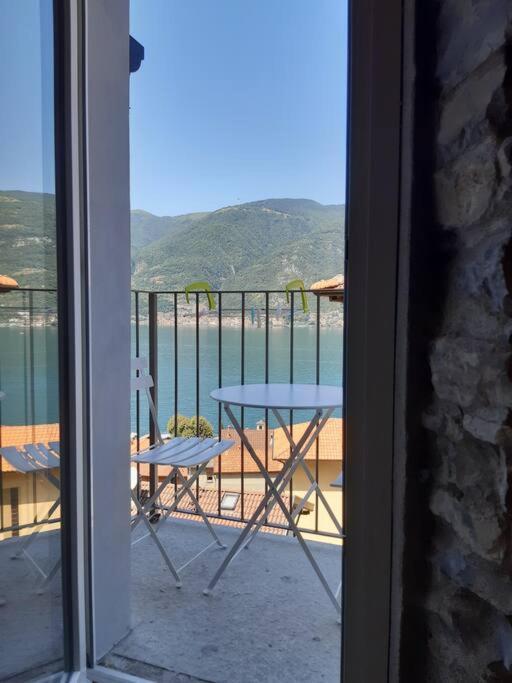 Apartment Gaudi - Overlooking Como, Near Bellagio Lezzeno