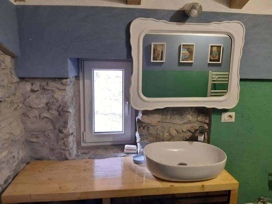 Apartment Horta - Charming Attic With Rooftop View Lezzeno