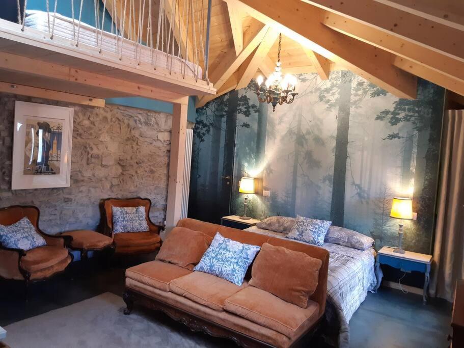 Horta - Charming Attic With Rooftop View *