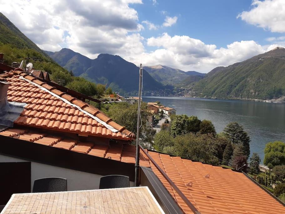 Horta - Charming Attic With Rooftop View Apartment Lezzeno