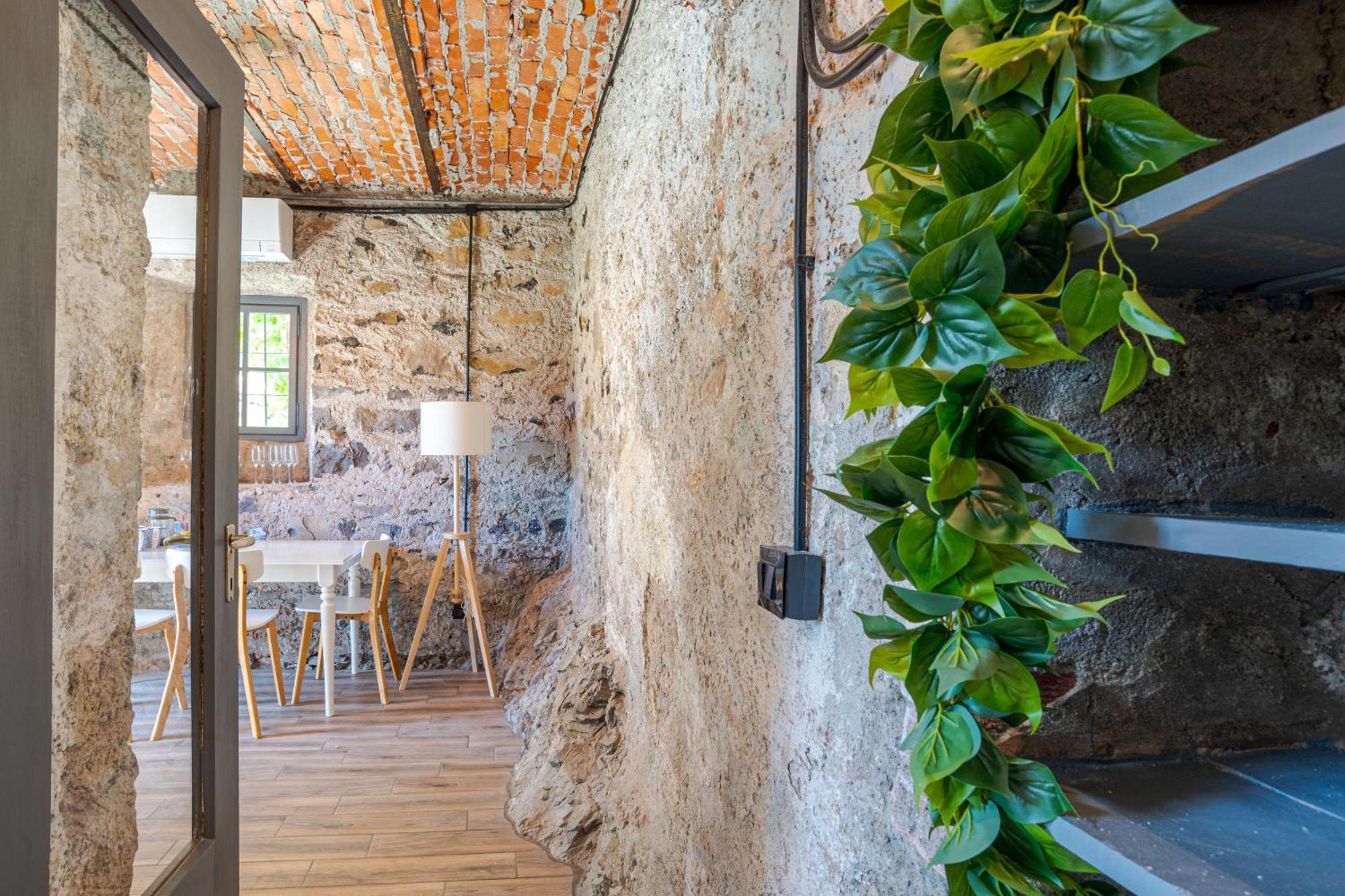 Casa Di Pietra *
