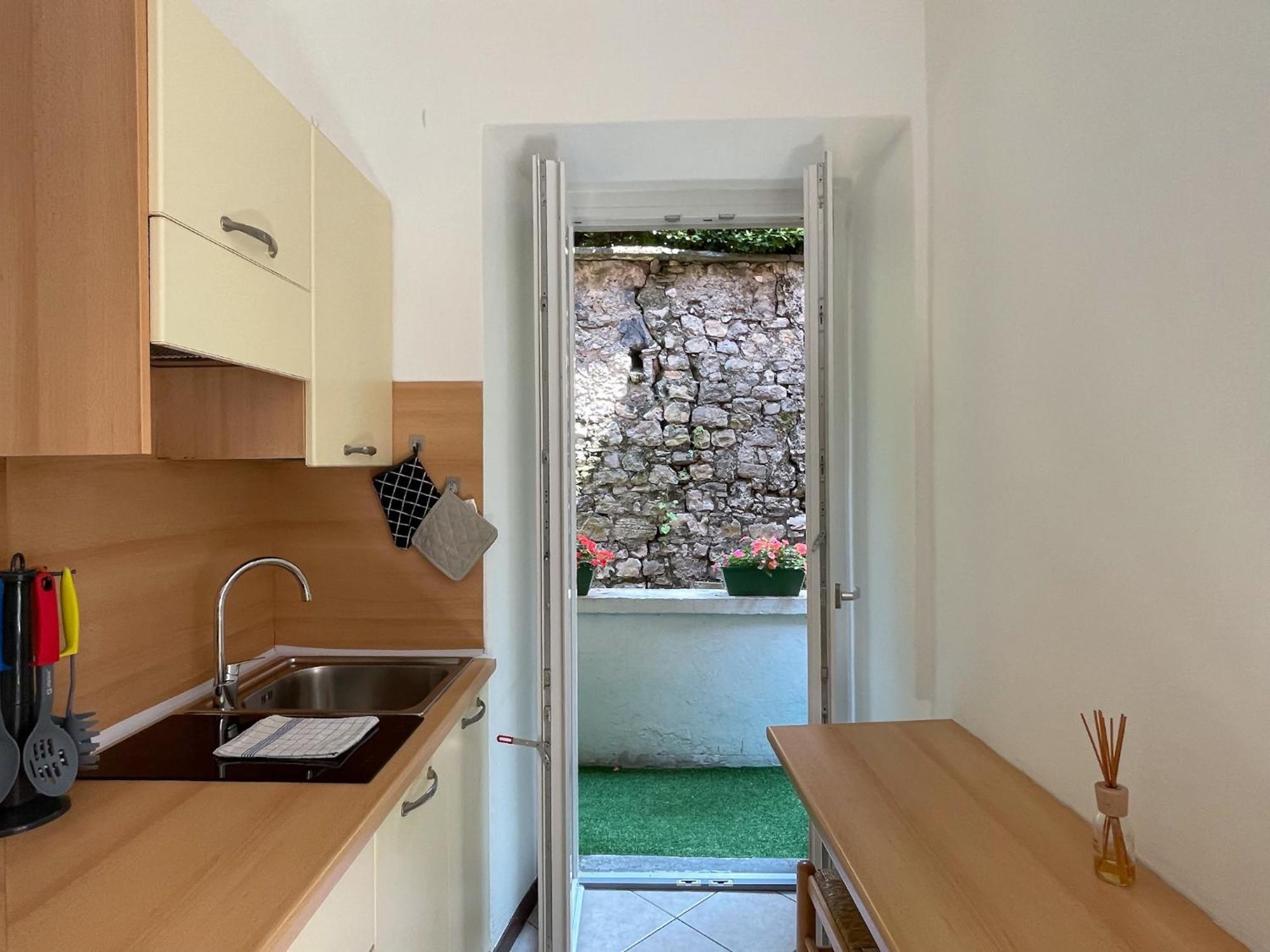 Roncati 7 Center Town Apartment