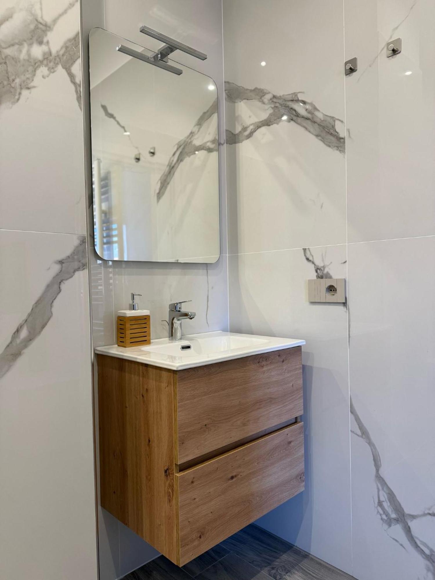 House - Center Apartment *