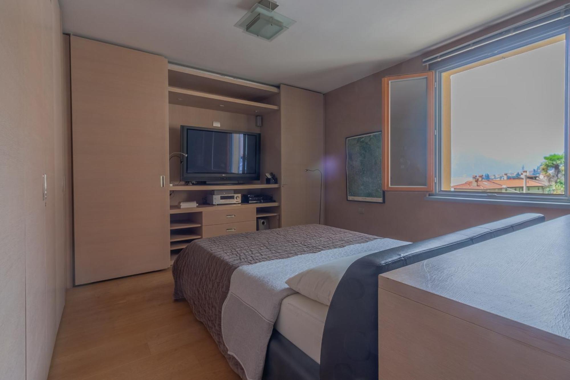 Fontana Penthouse Holiday home Varenna