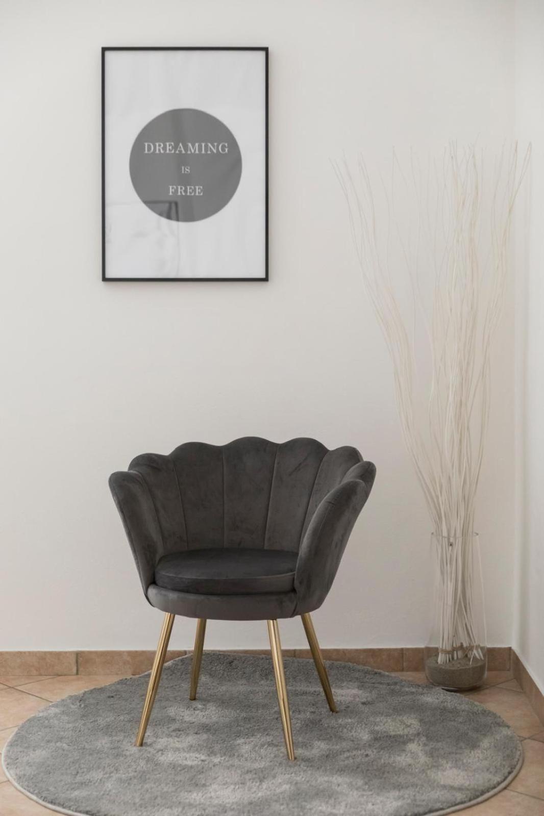 Apartment Aura-elegant In The Heart Of