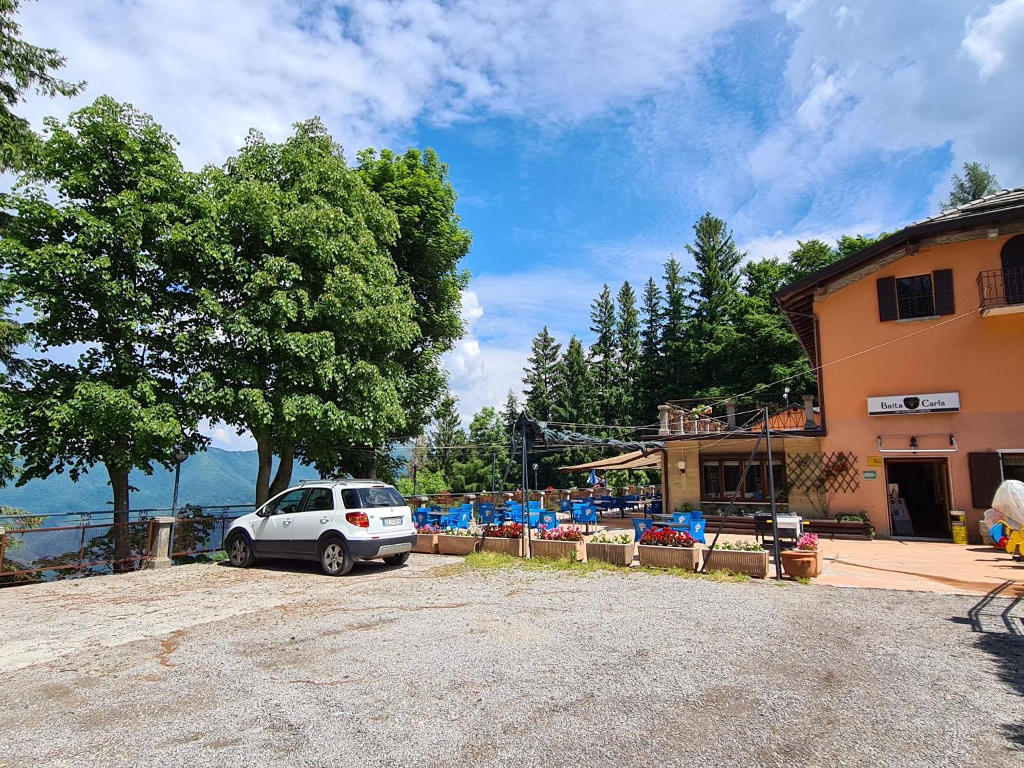 Hotel Carla Brunate